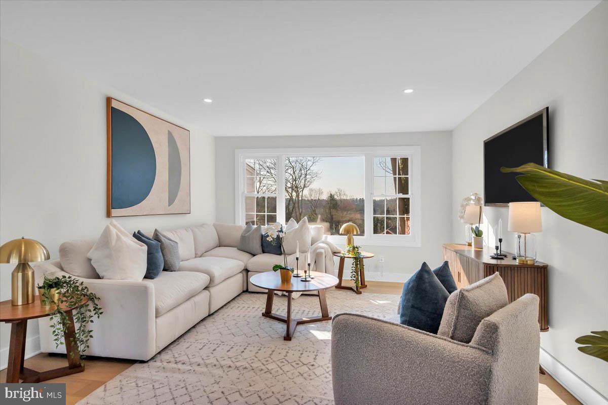 RAMPART RIDGE - Residential