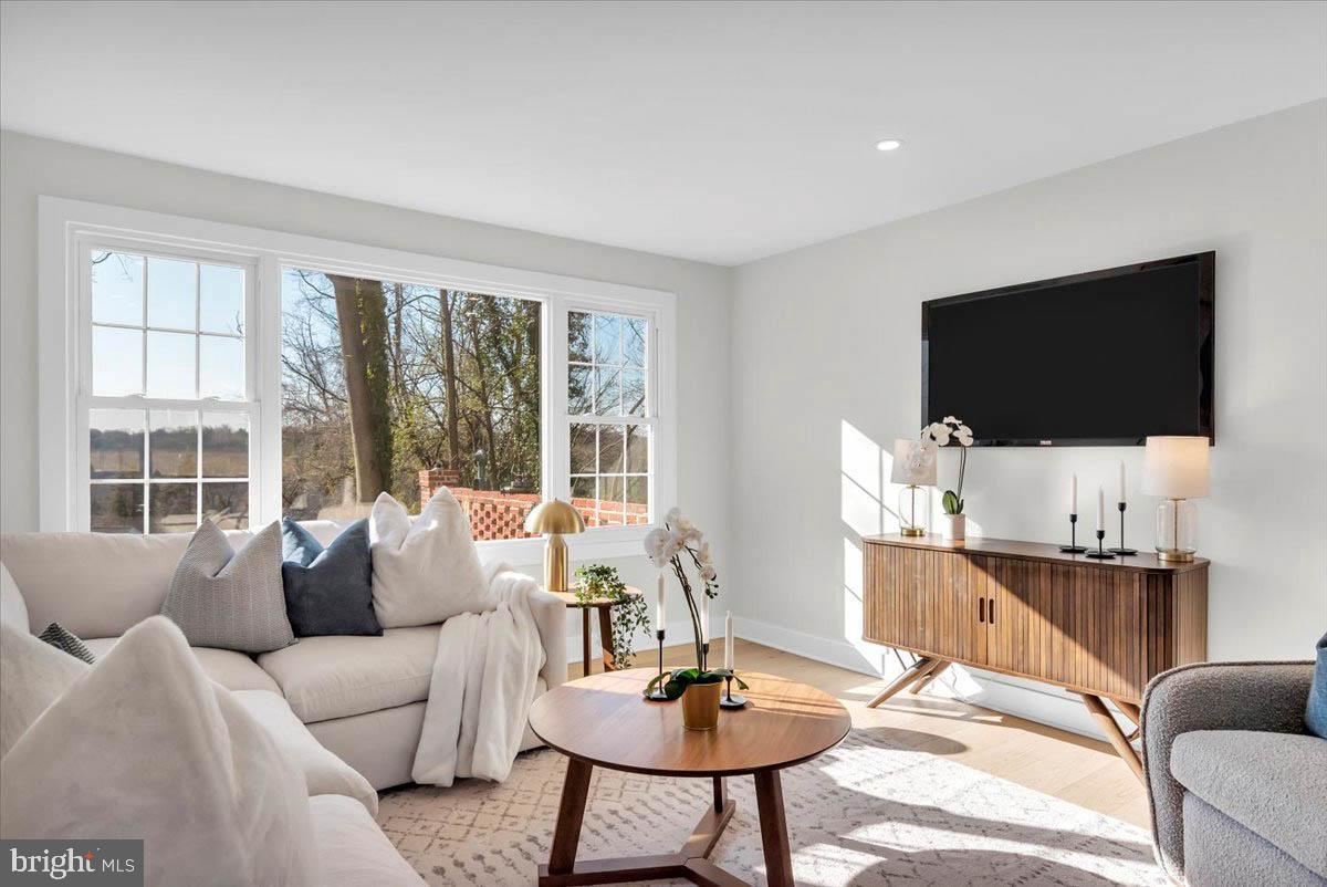 RAMPART RIDGE - Residential