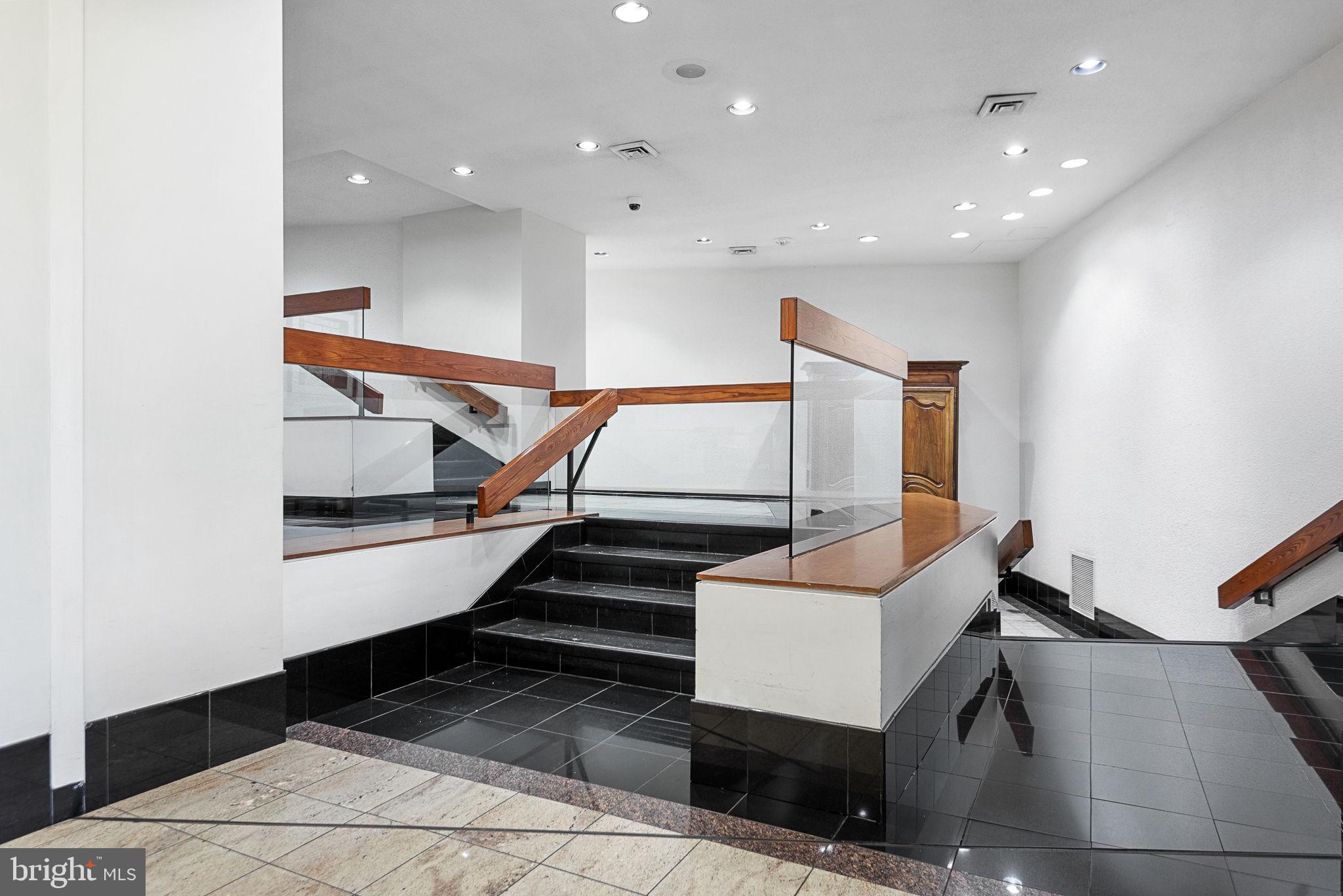 203 YOAKUM PARKWAY 410