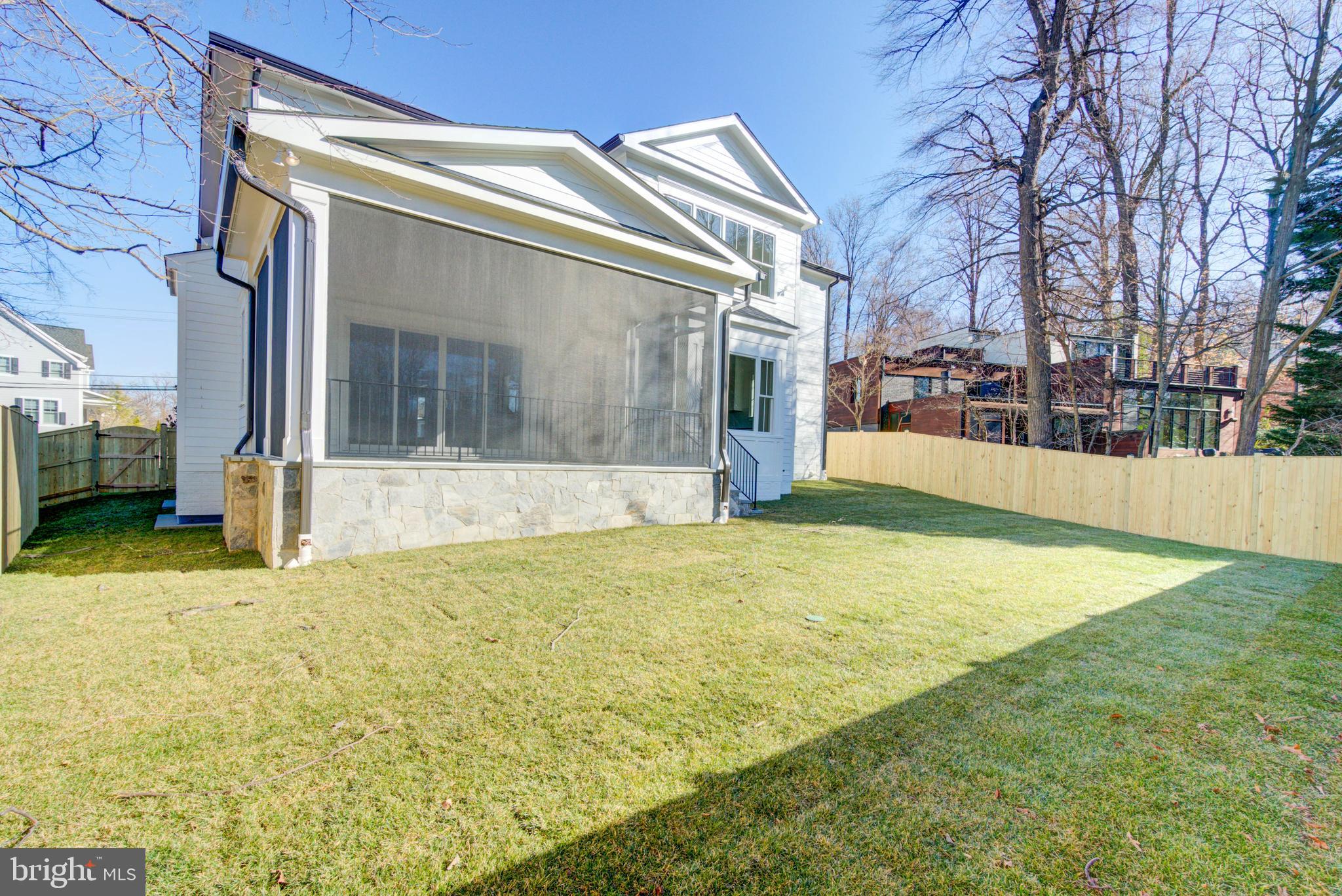 OAKWOOD KNOLLS - Residential