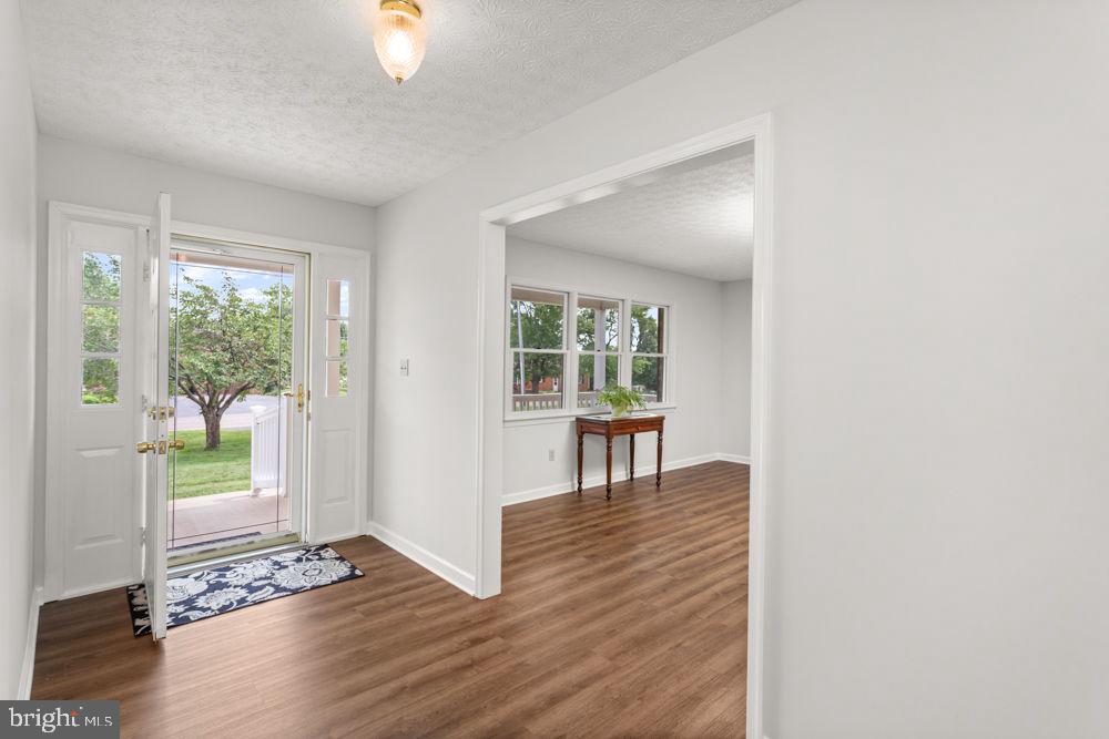 382 S SUNSET DRIVE