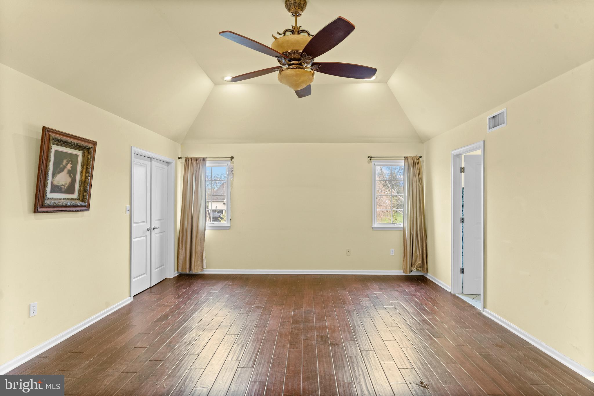 RISING SUN FARM EST - Residential