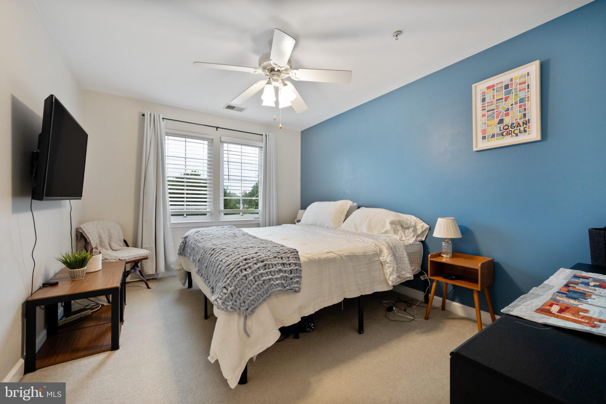 ARLINGTON HEIGHTS - Residential