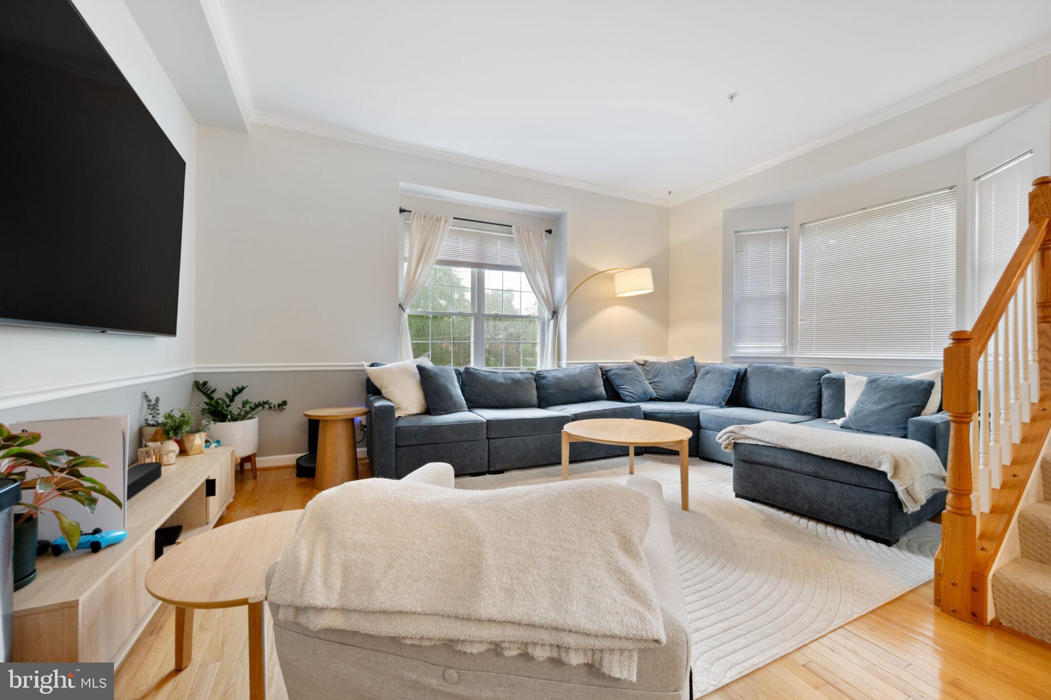 ARLINGTON HEIGHTS - Residential