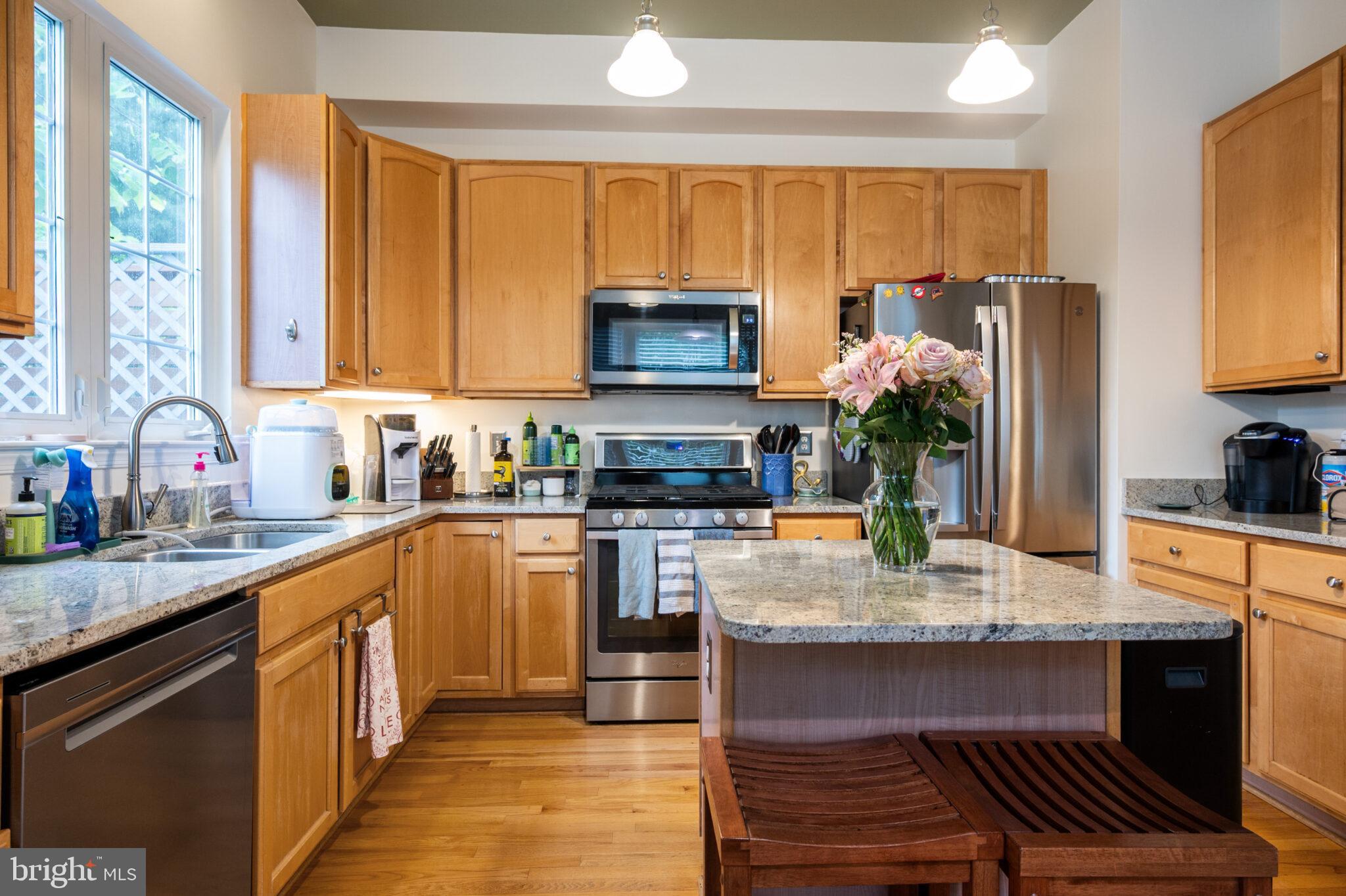 ARLINGTON HEIGHTS - Residential