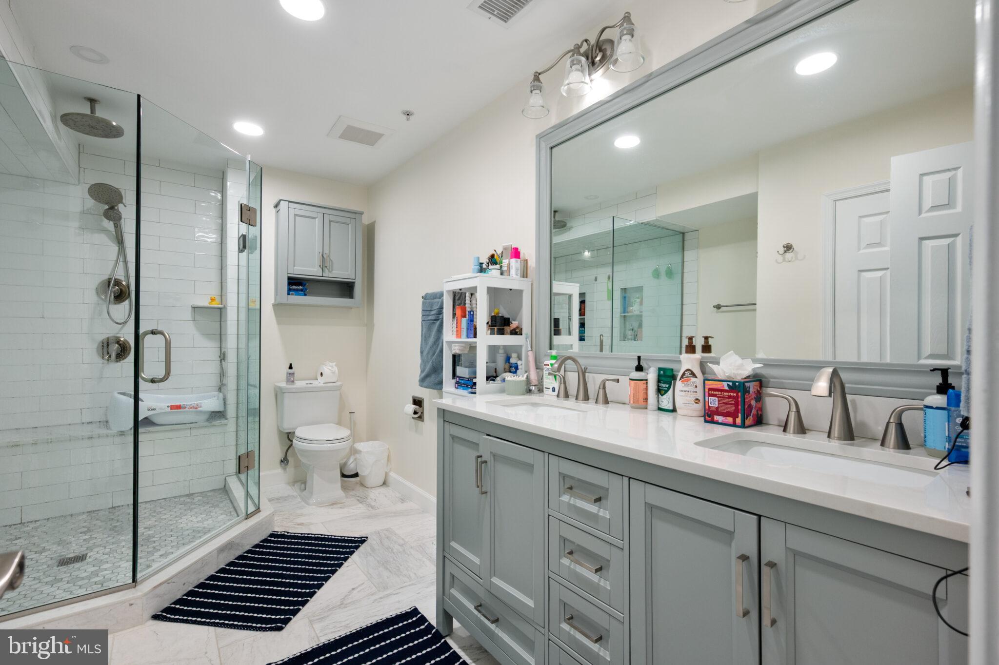 ARLINGTON HEIGHTS - Residential