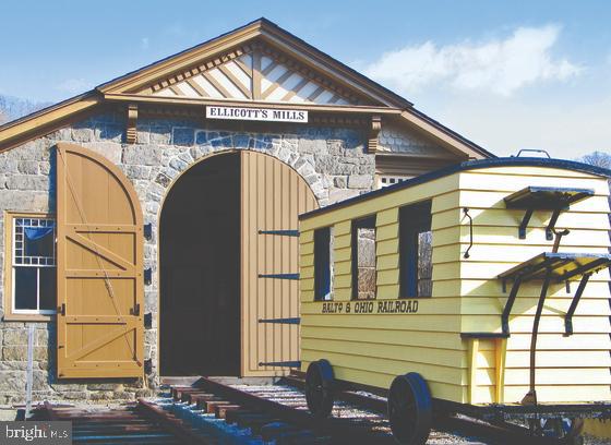 GRAHAM PLACE - Residential