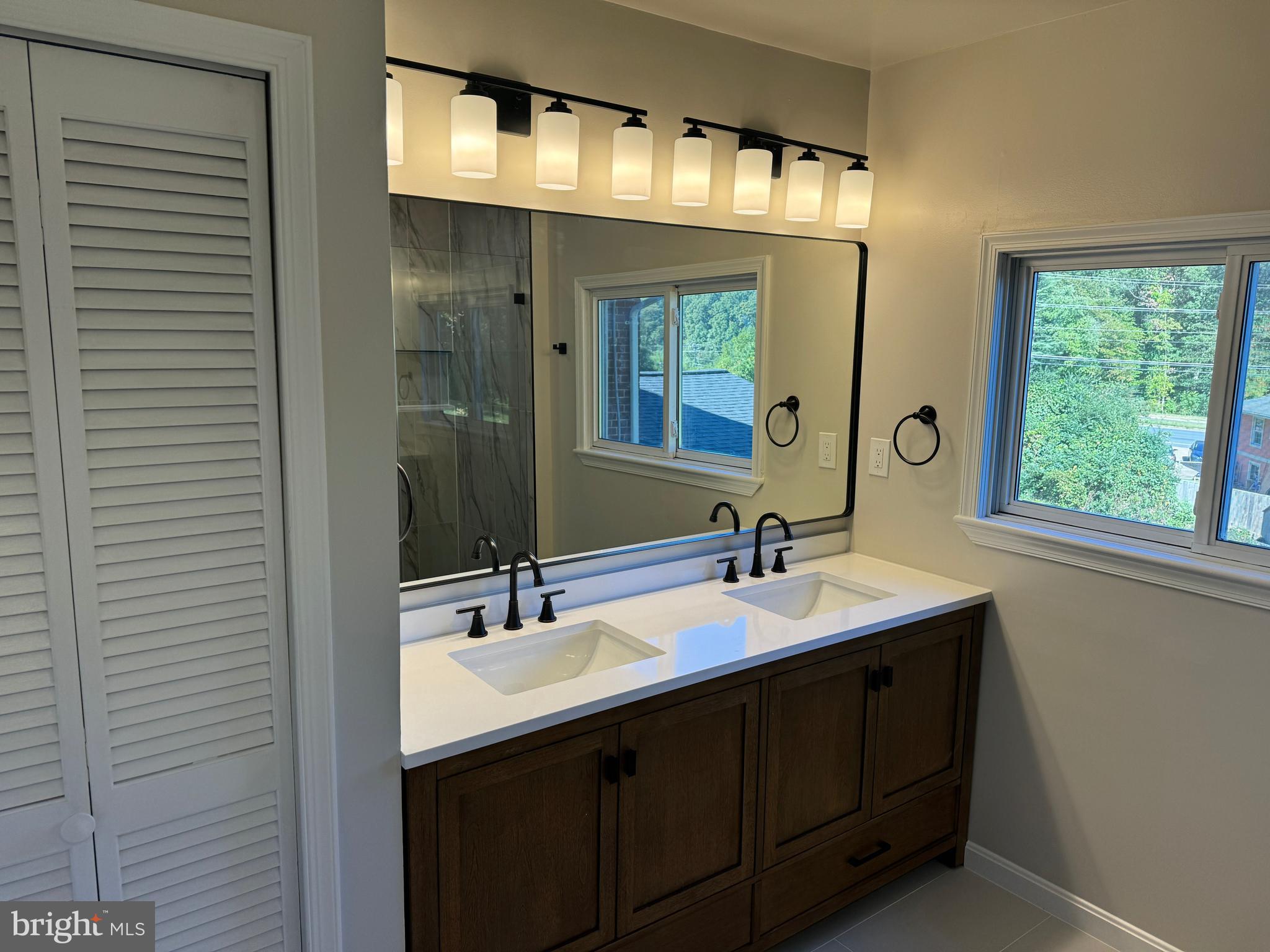 BREN MAR PARK - Residential Lease