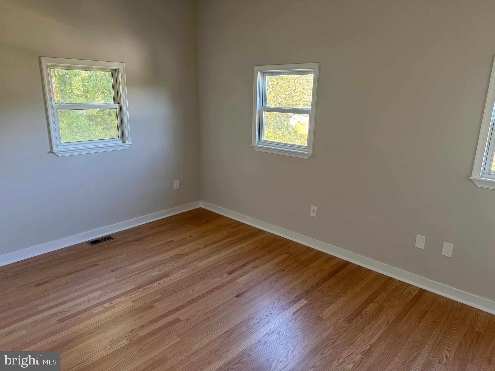 BREN MAR PARK - Residential Lease