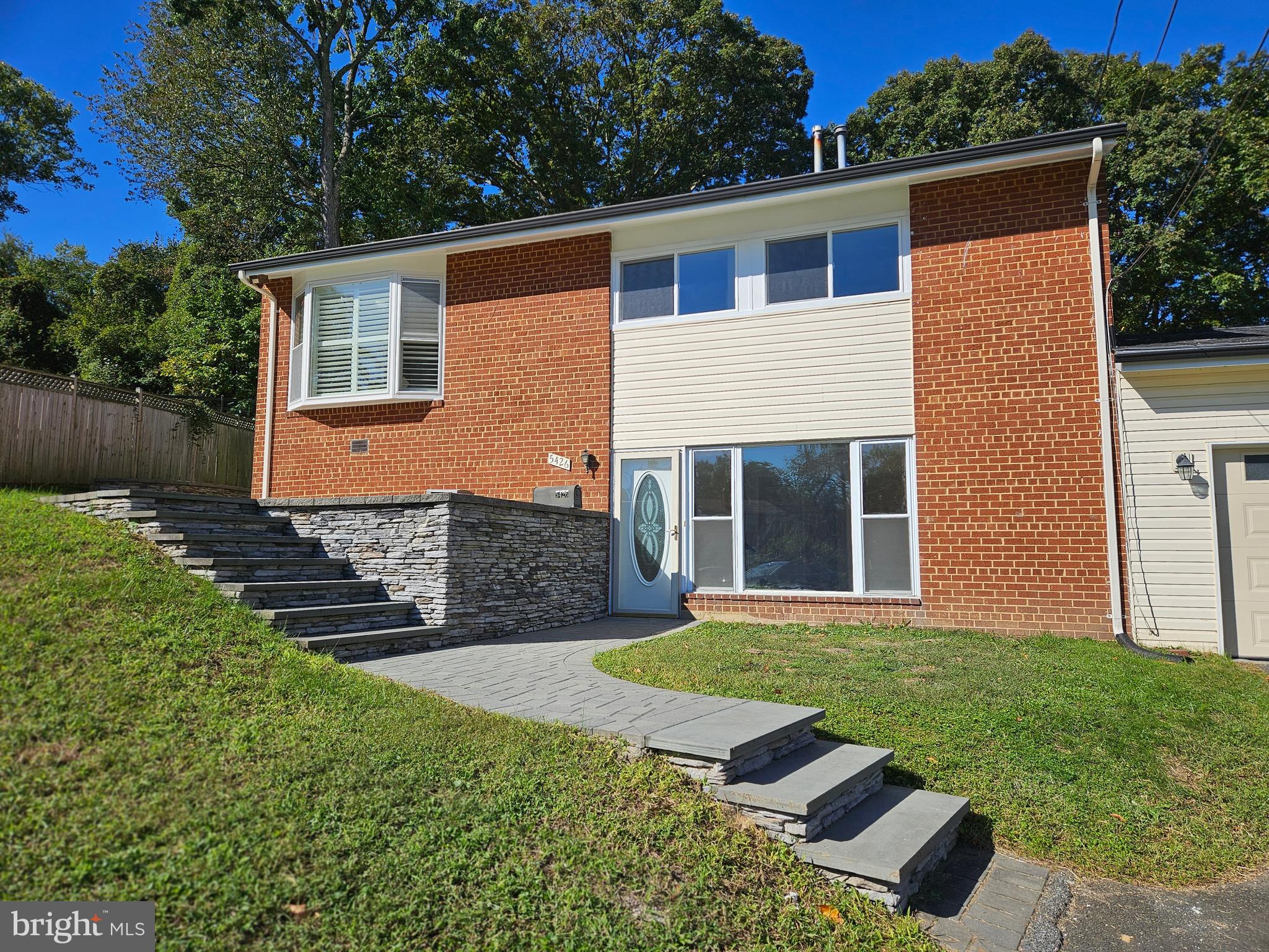 BREN MAR PARK - Residential Lease