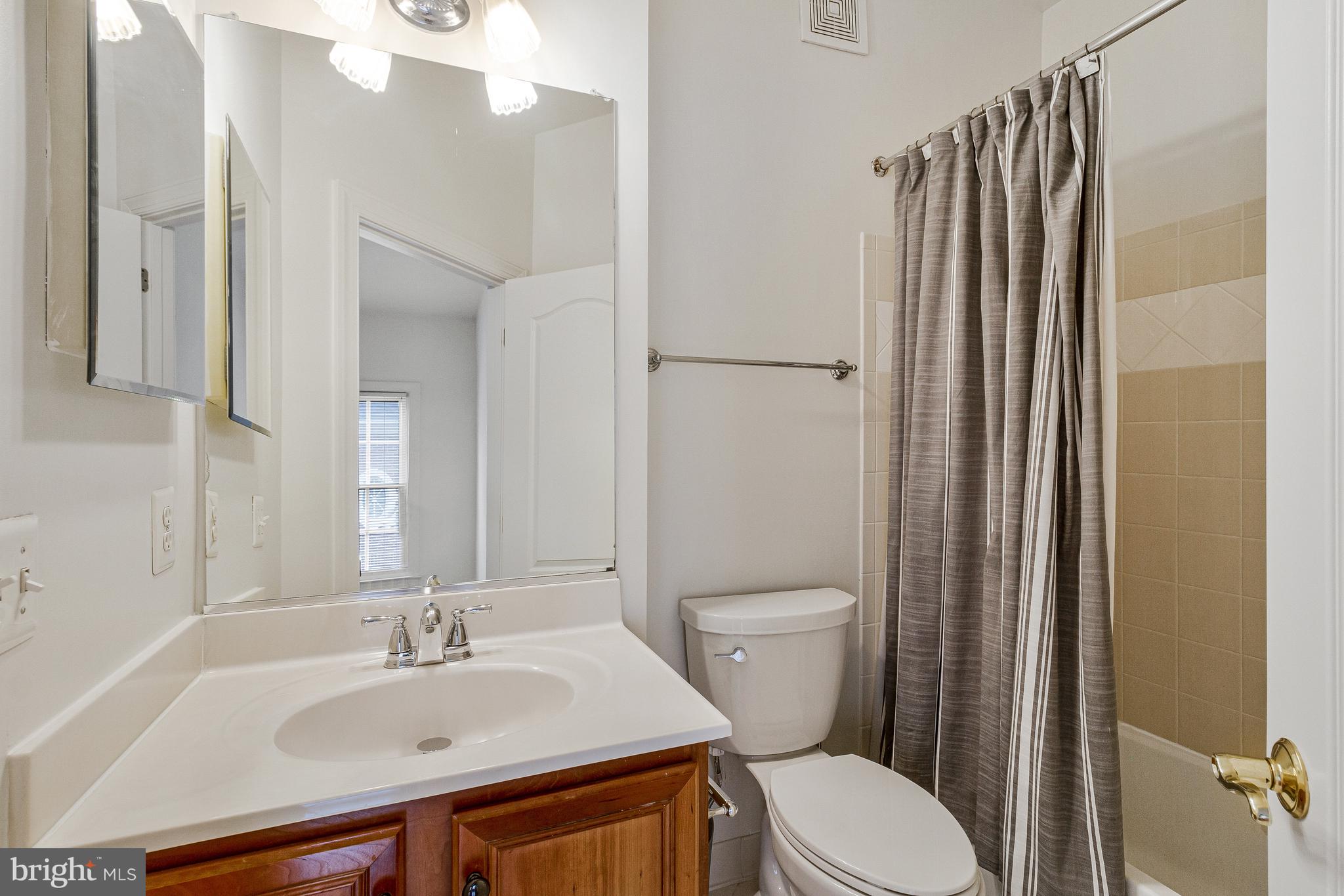 MCLEAN RIDGE - Residential