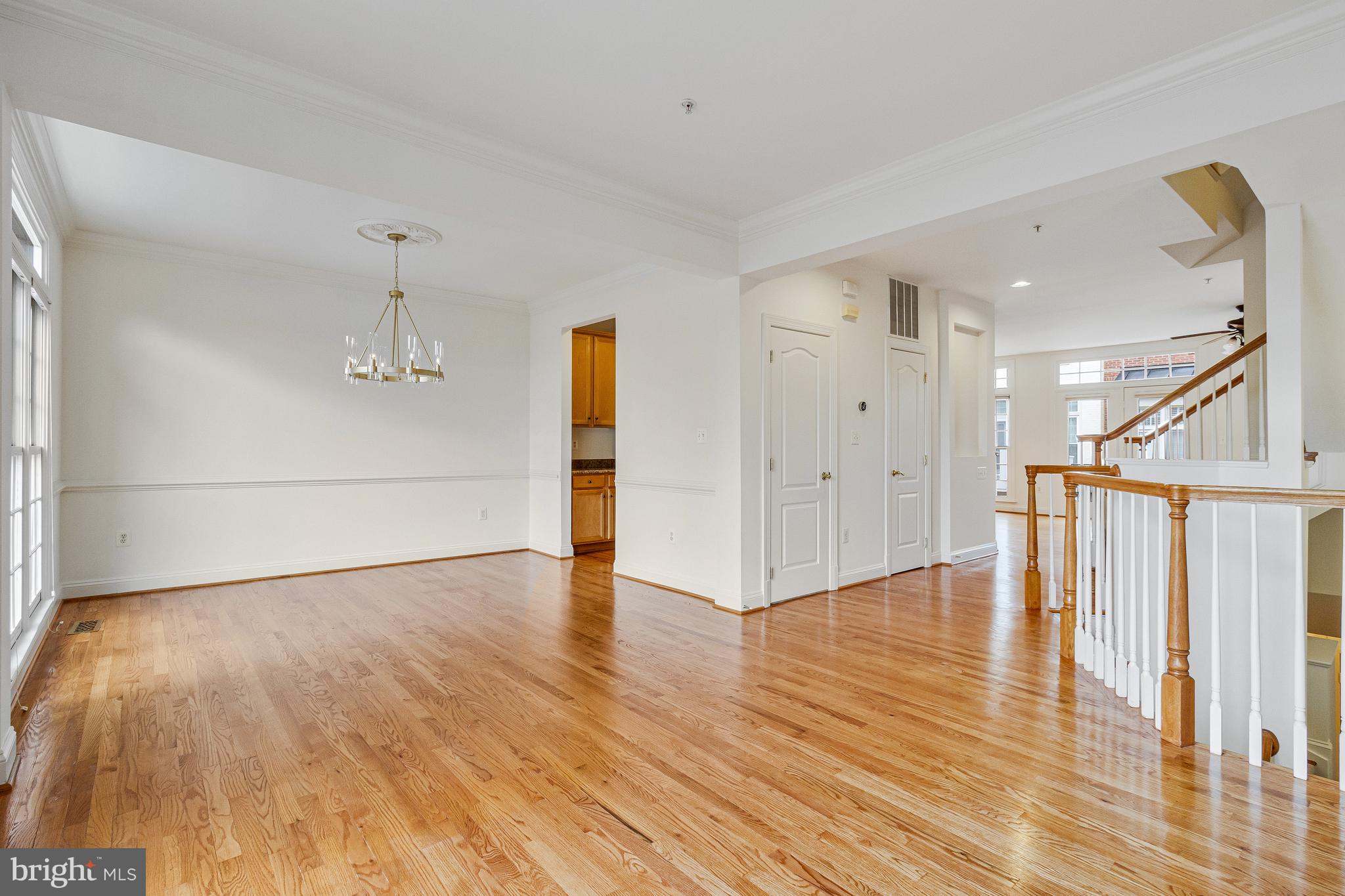 MCLEAN RIDGE - Residential