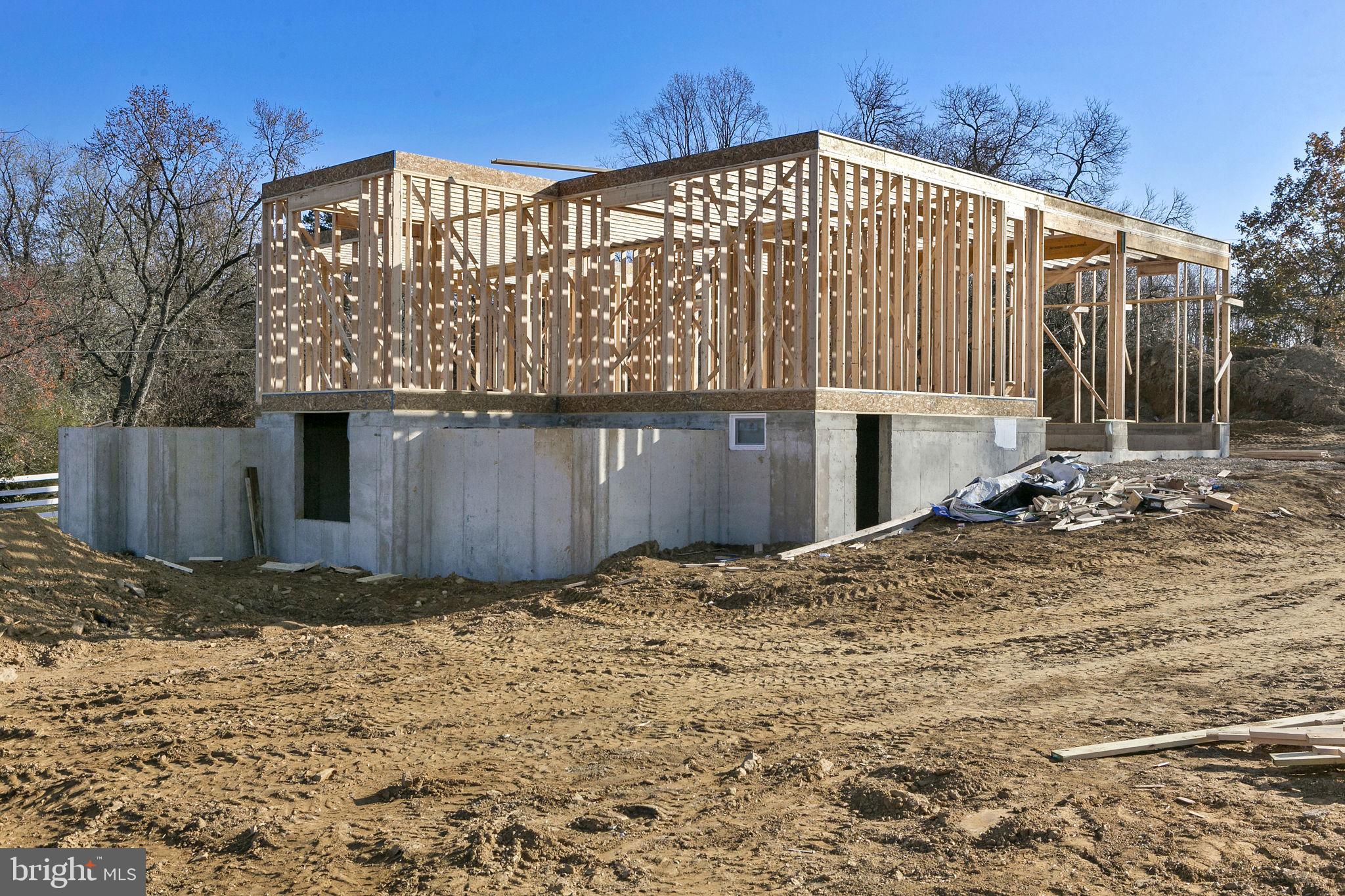 ANDORRA WOODS - Residential