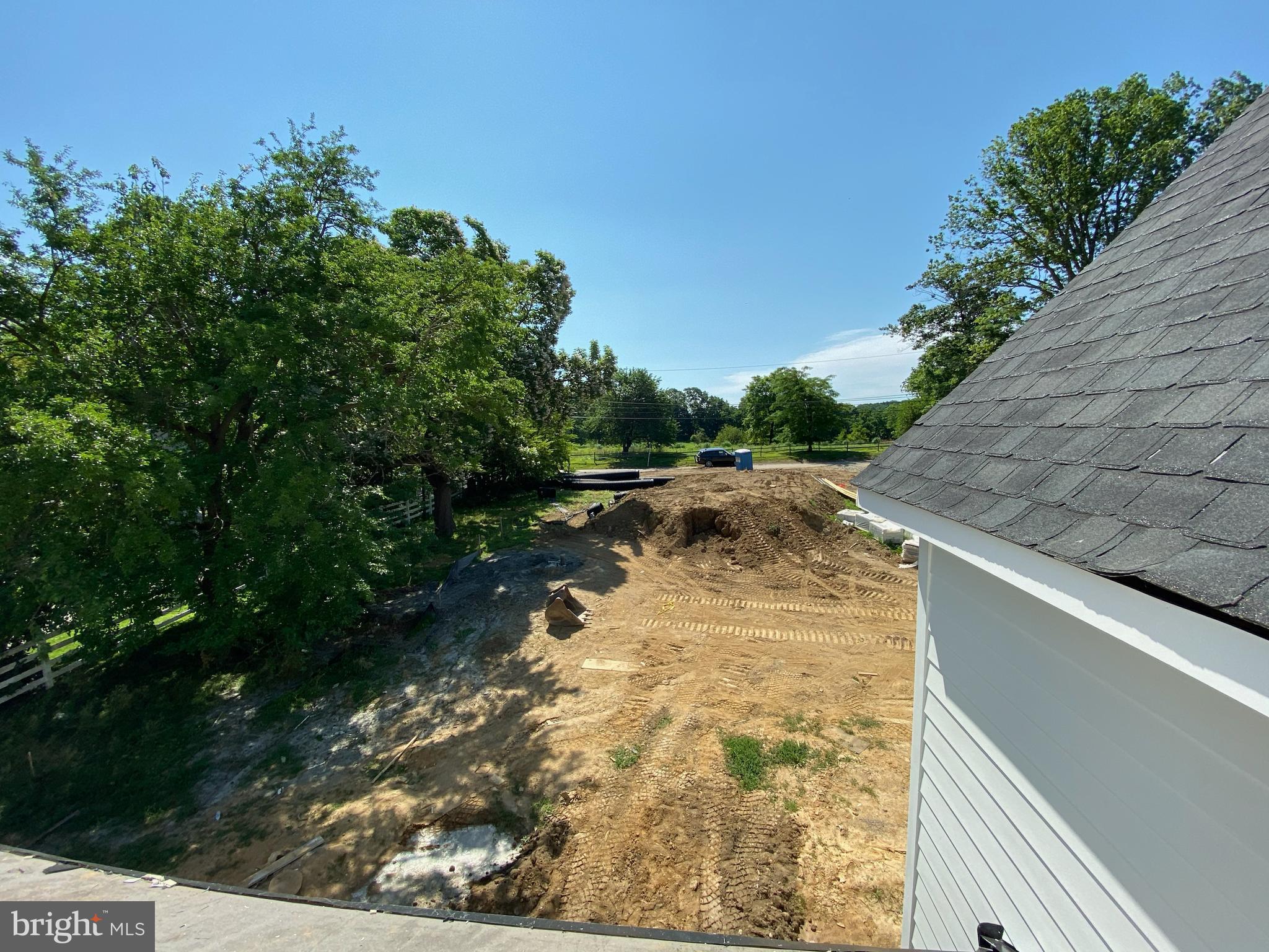 ANDORRA WOODS - Residential