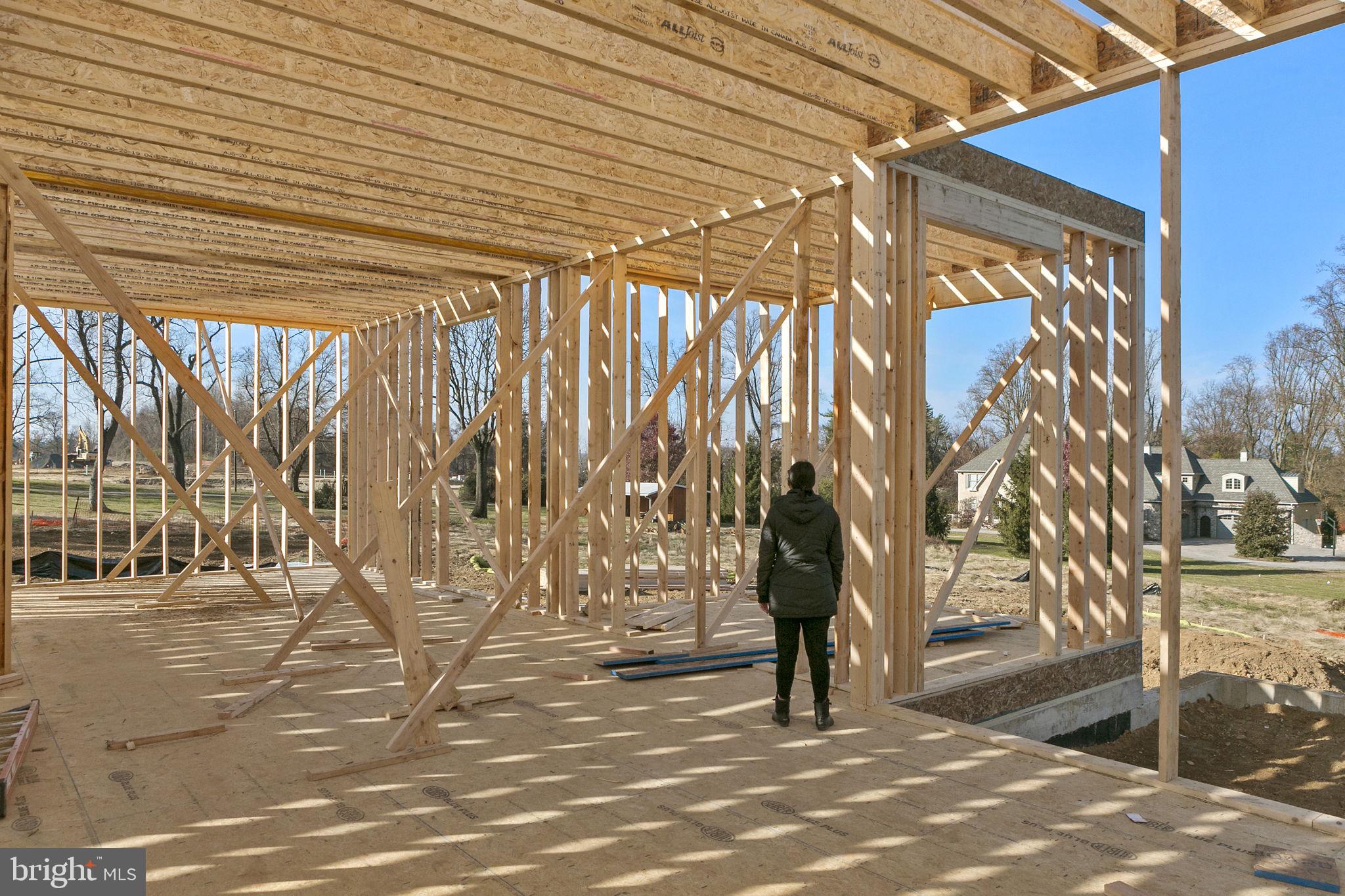 ANDORRA WOODS - Residential