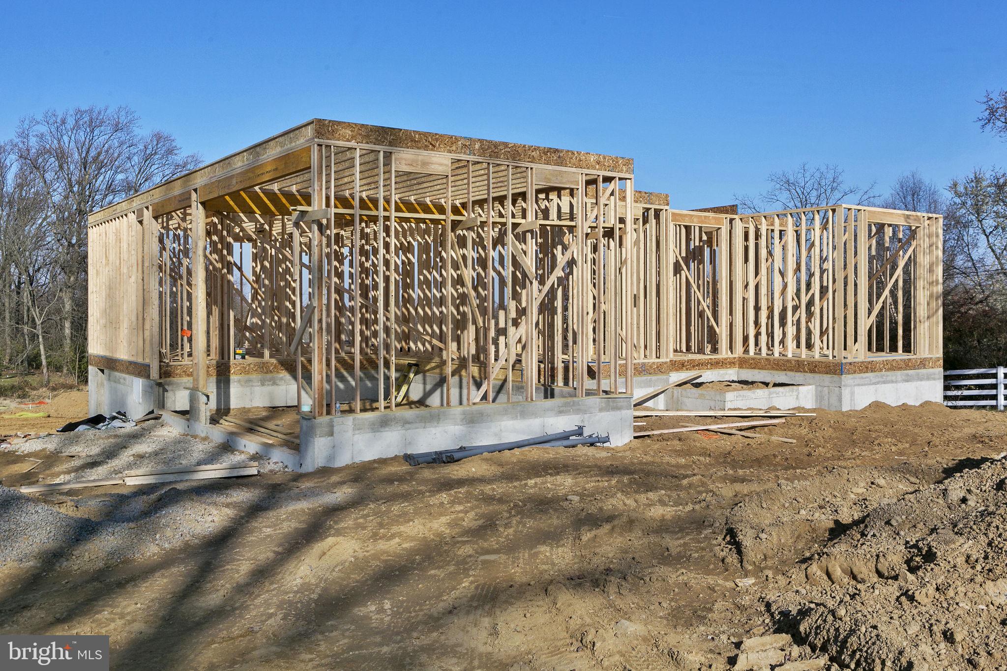 ANDORRA WOODS - Residential