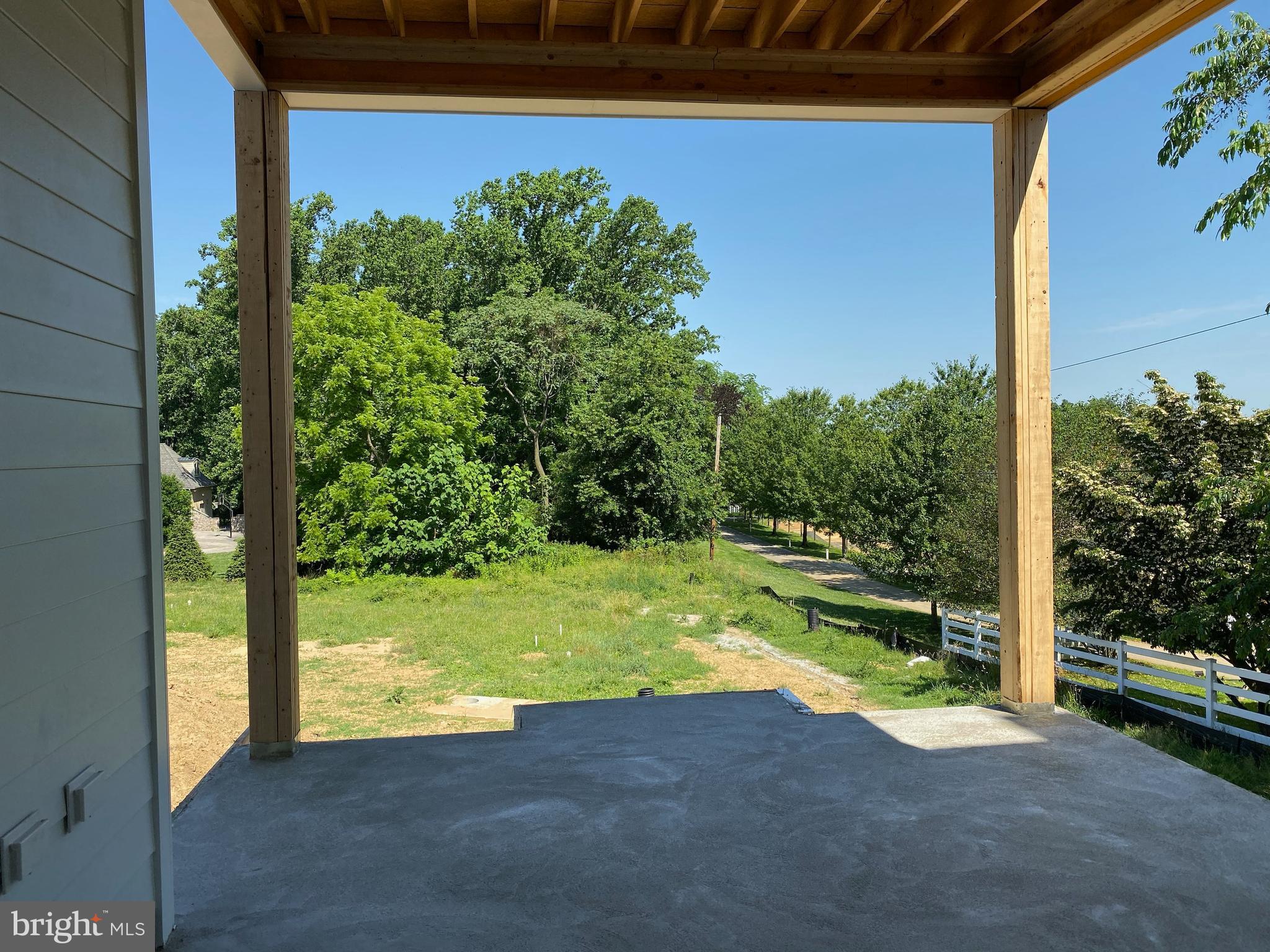 ANDORRA WOODS - Residential