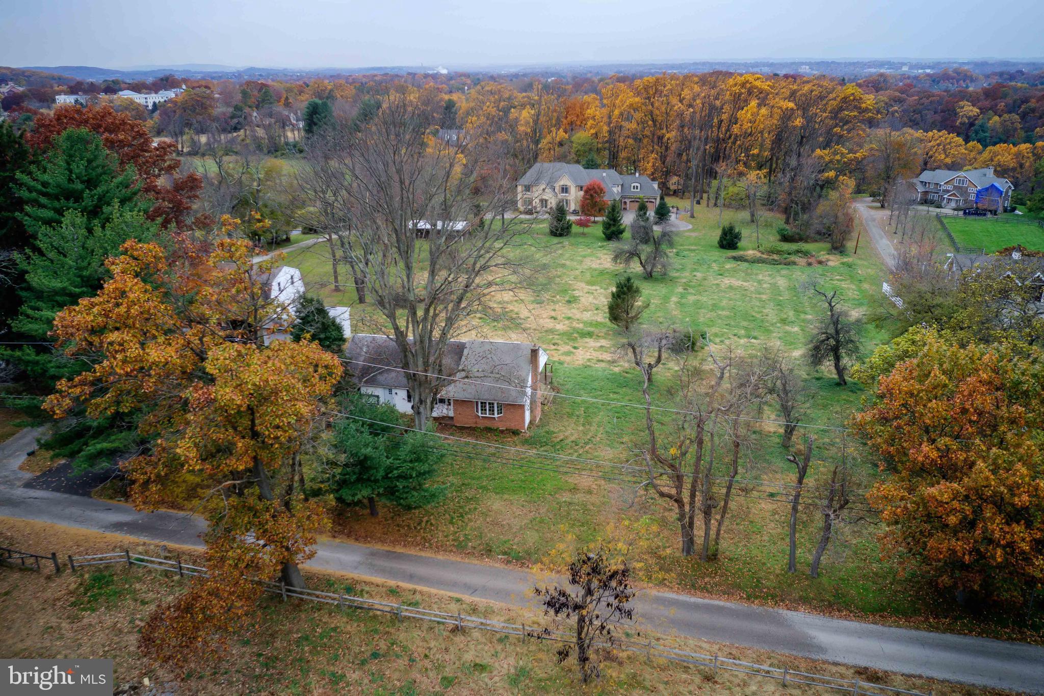 ANDORRA WOODS - Residential