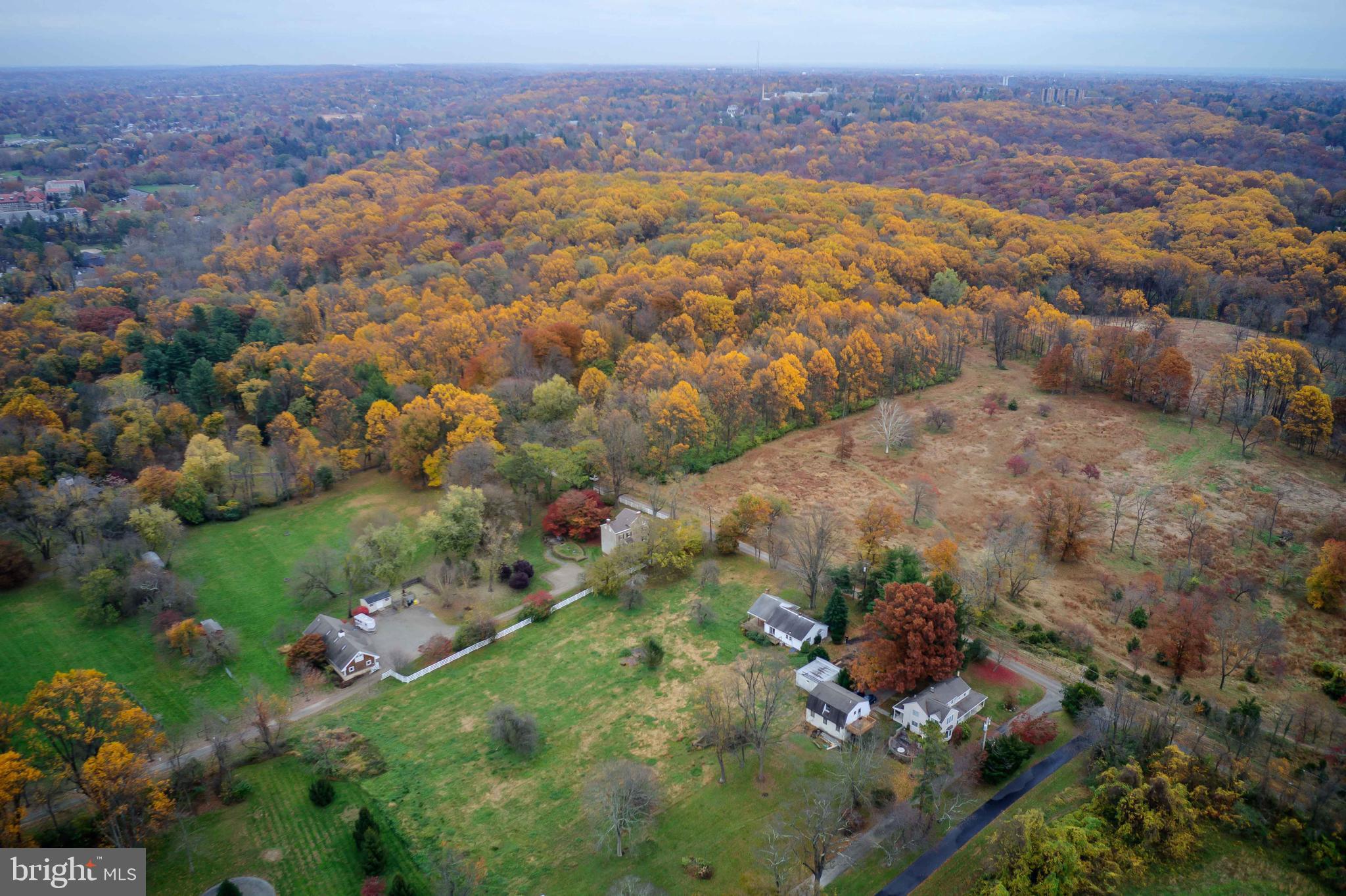 ANDORRA WOODS - Residential