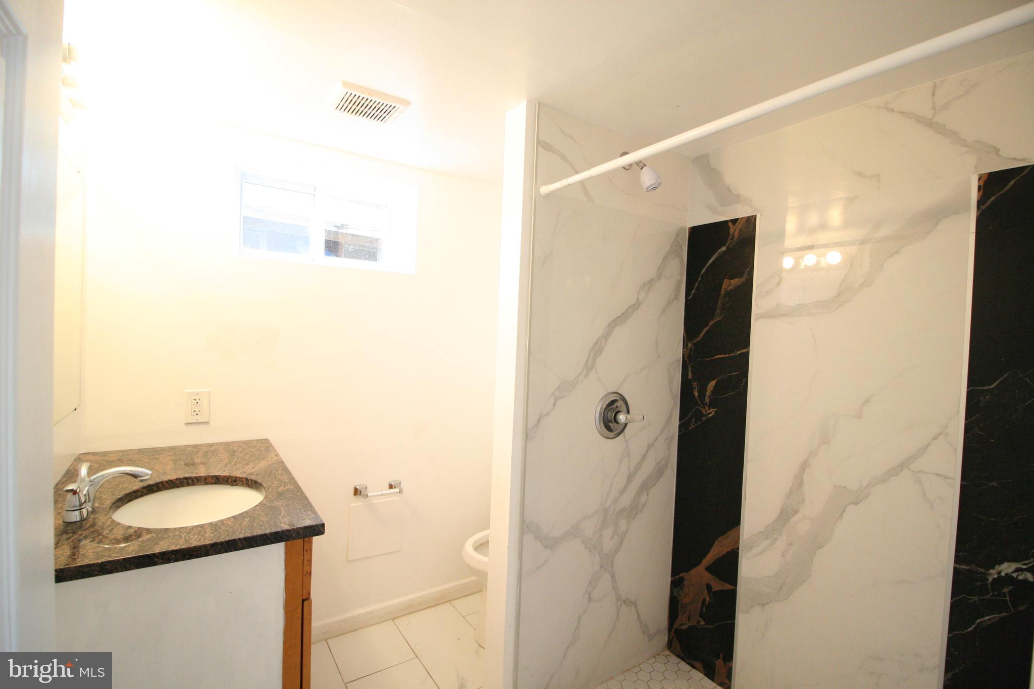 RANDOLPH HILLS - Residential Lease