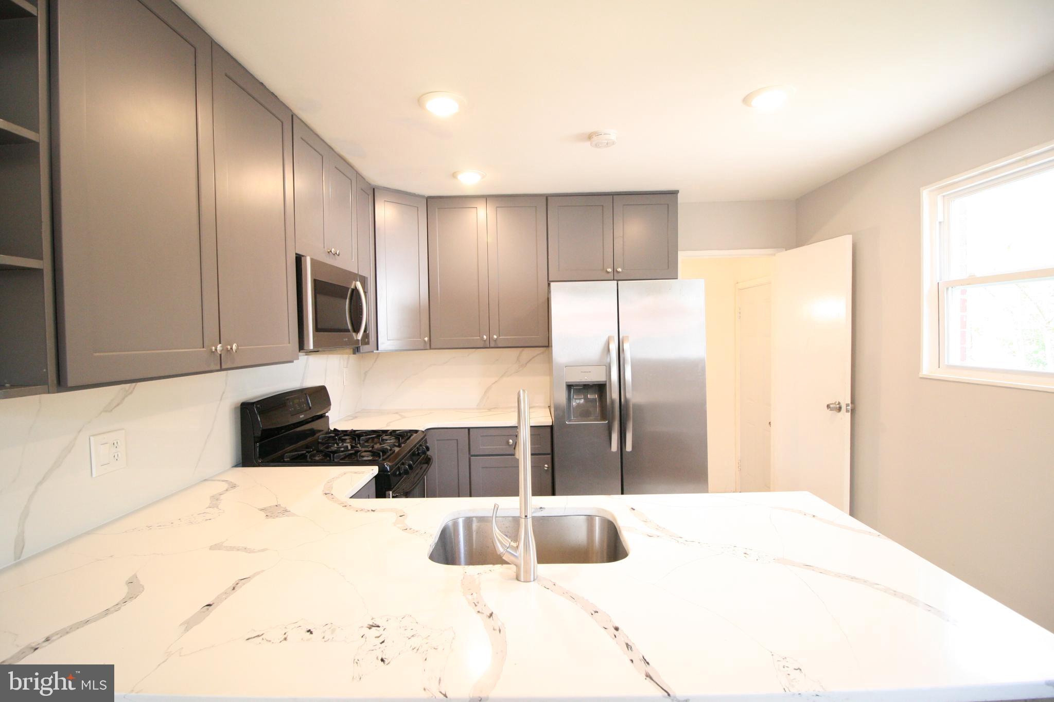 RANDOLPH HILLS - Residential Lease