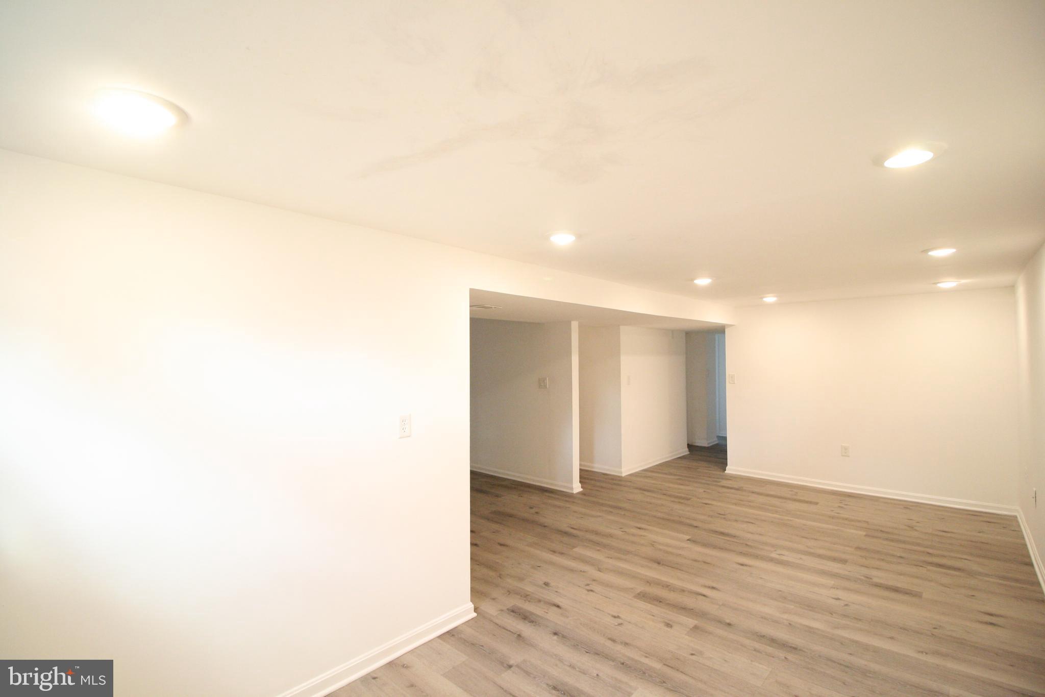 RANDOLPH HILLS - Residential Lease