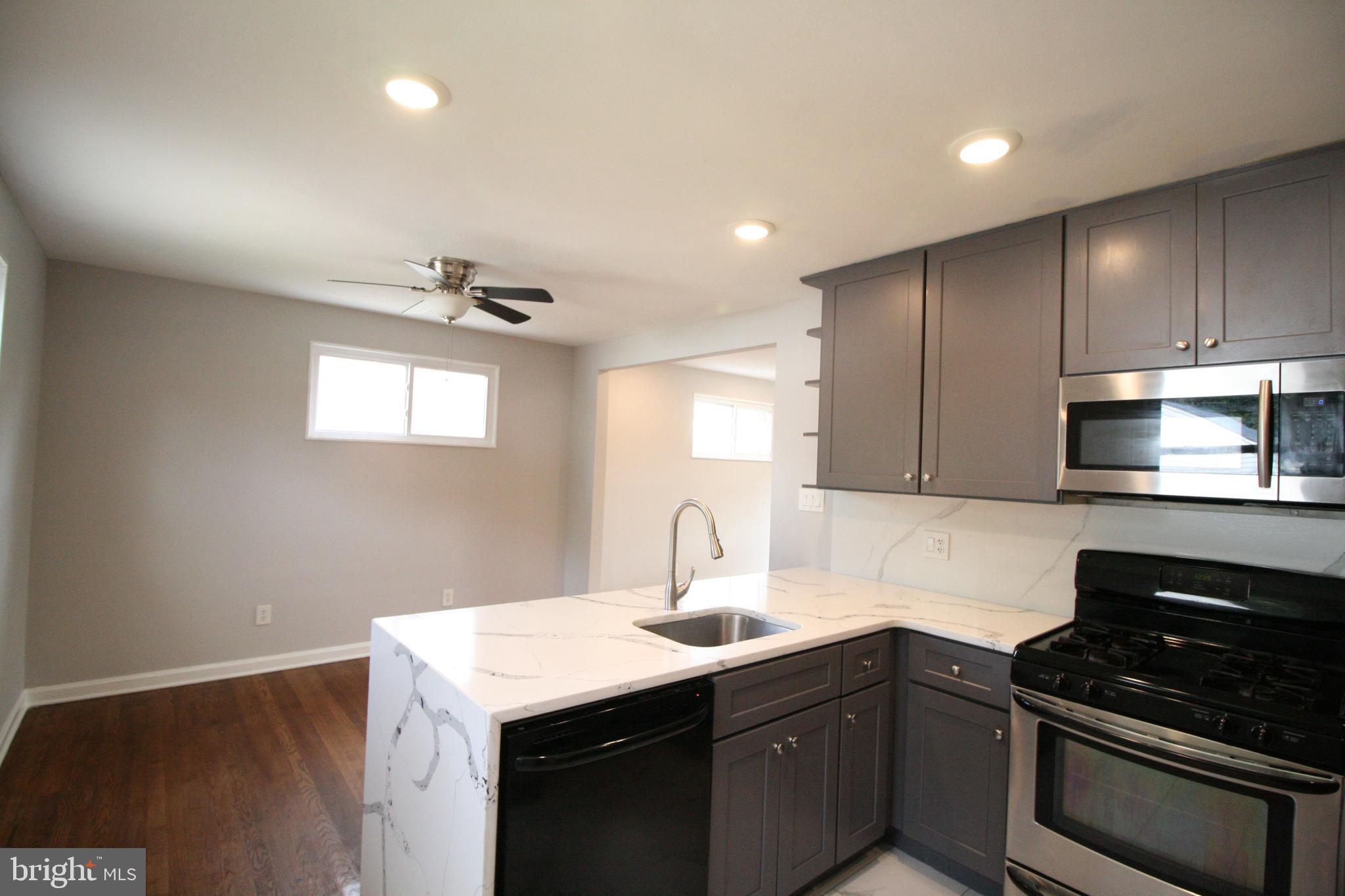 RANDOLPH HILLS - Residential Lease