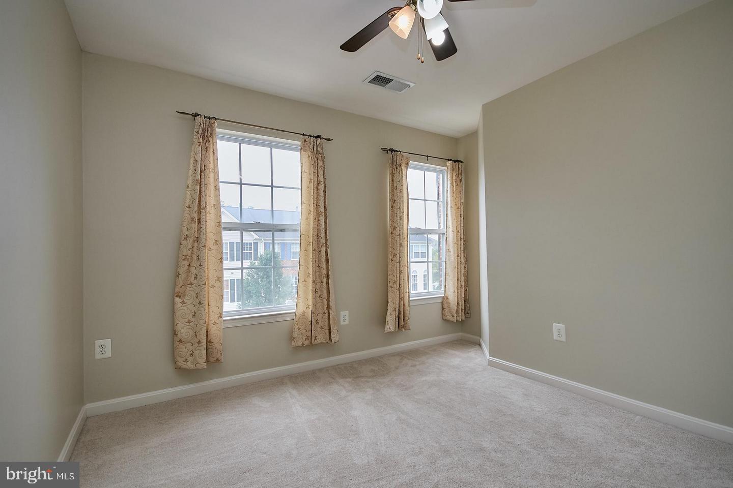 MCNAIR FARMS LAND BAY 2 - Residential Lease