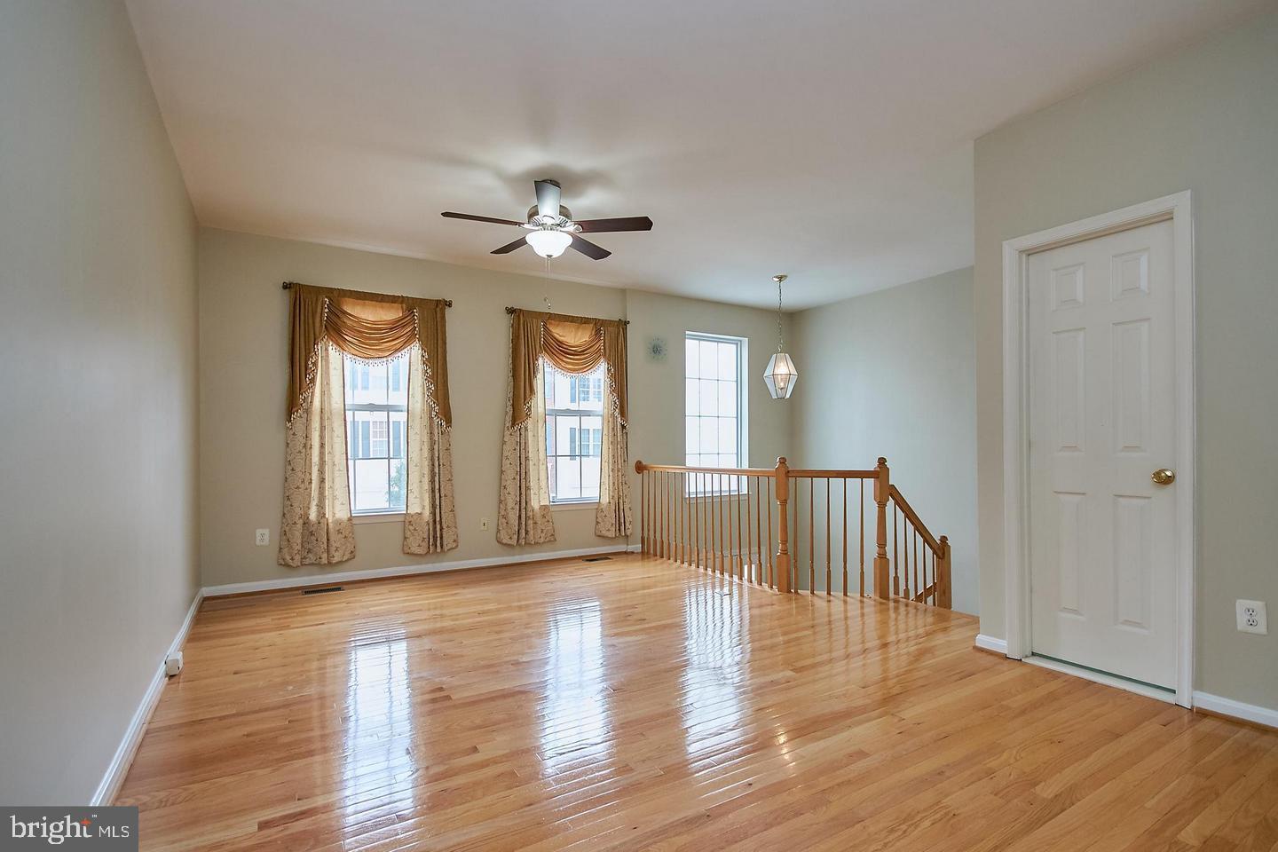 MCNAIR FARMS LAND BAY 2 - Residential Lease