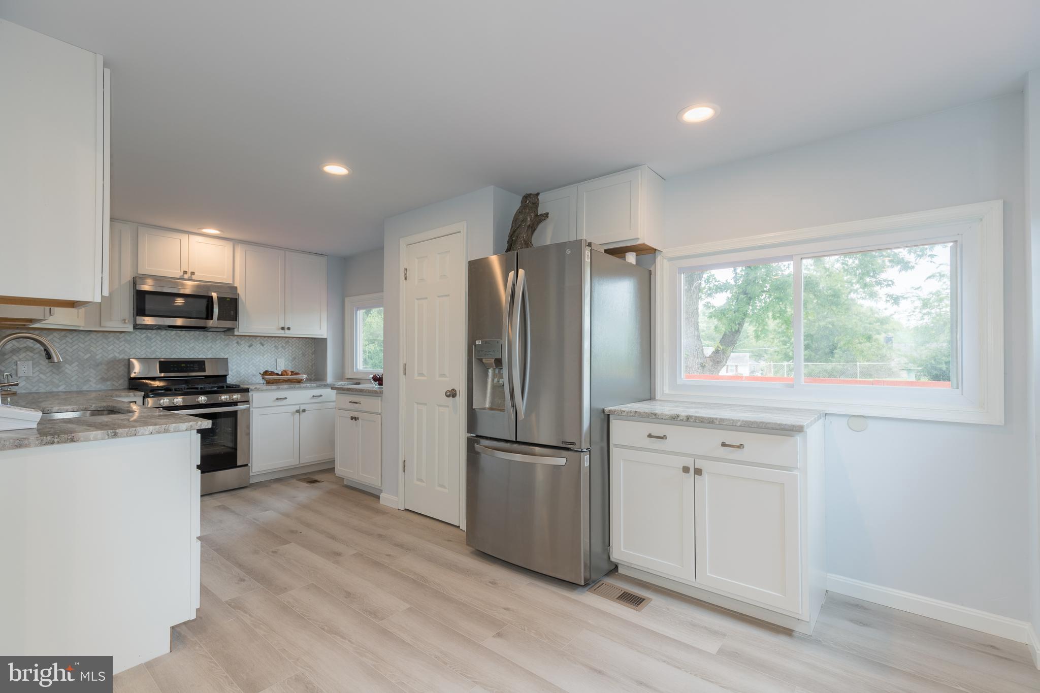 NORTH FORESTVILLE - Residential