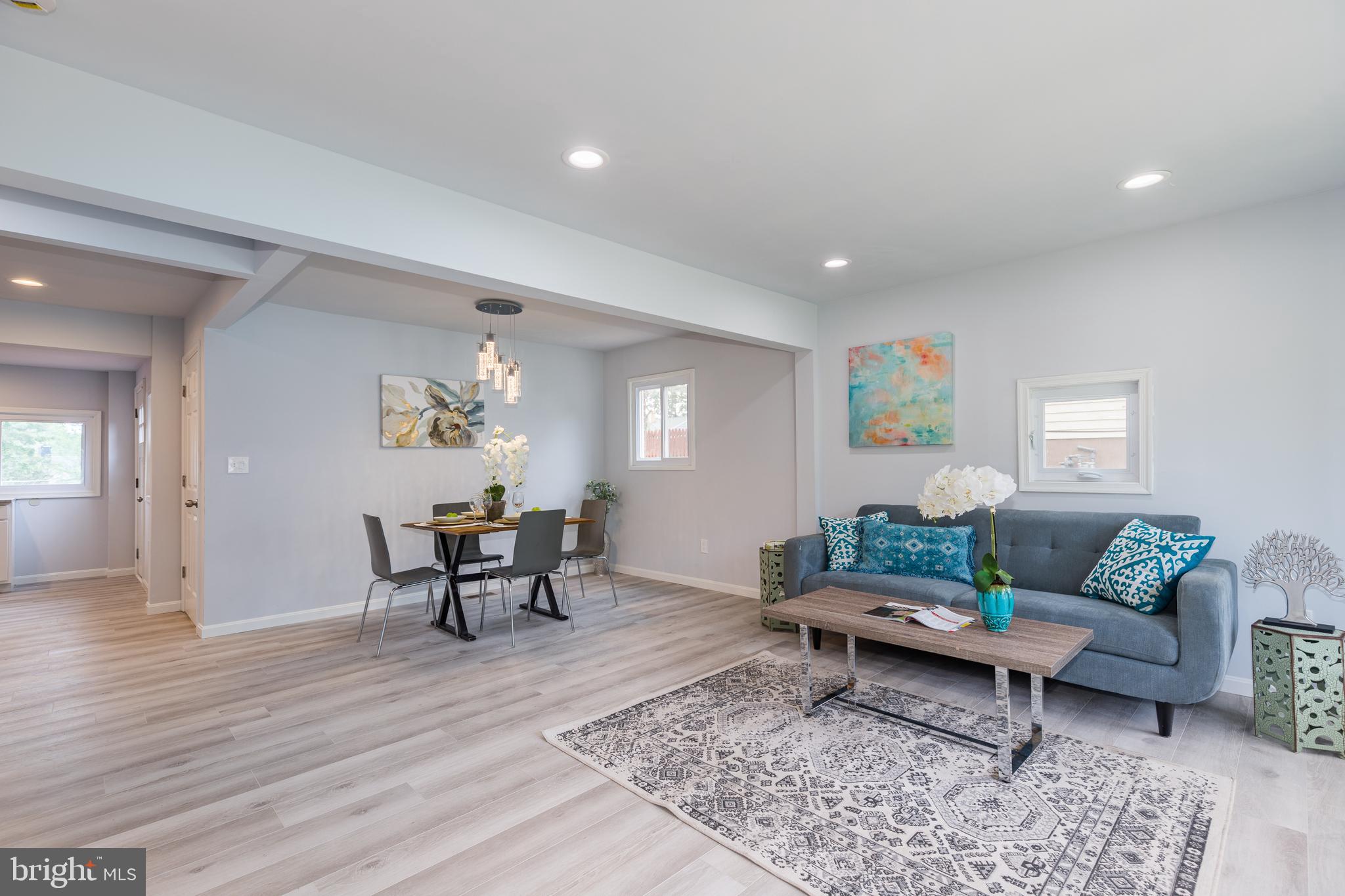 NORTH FORESTVILLE - Residential