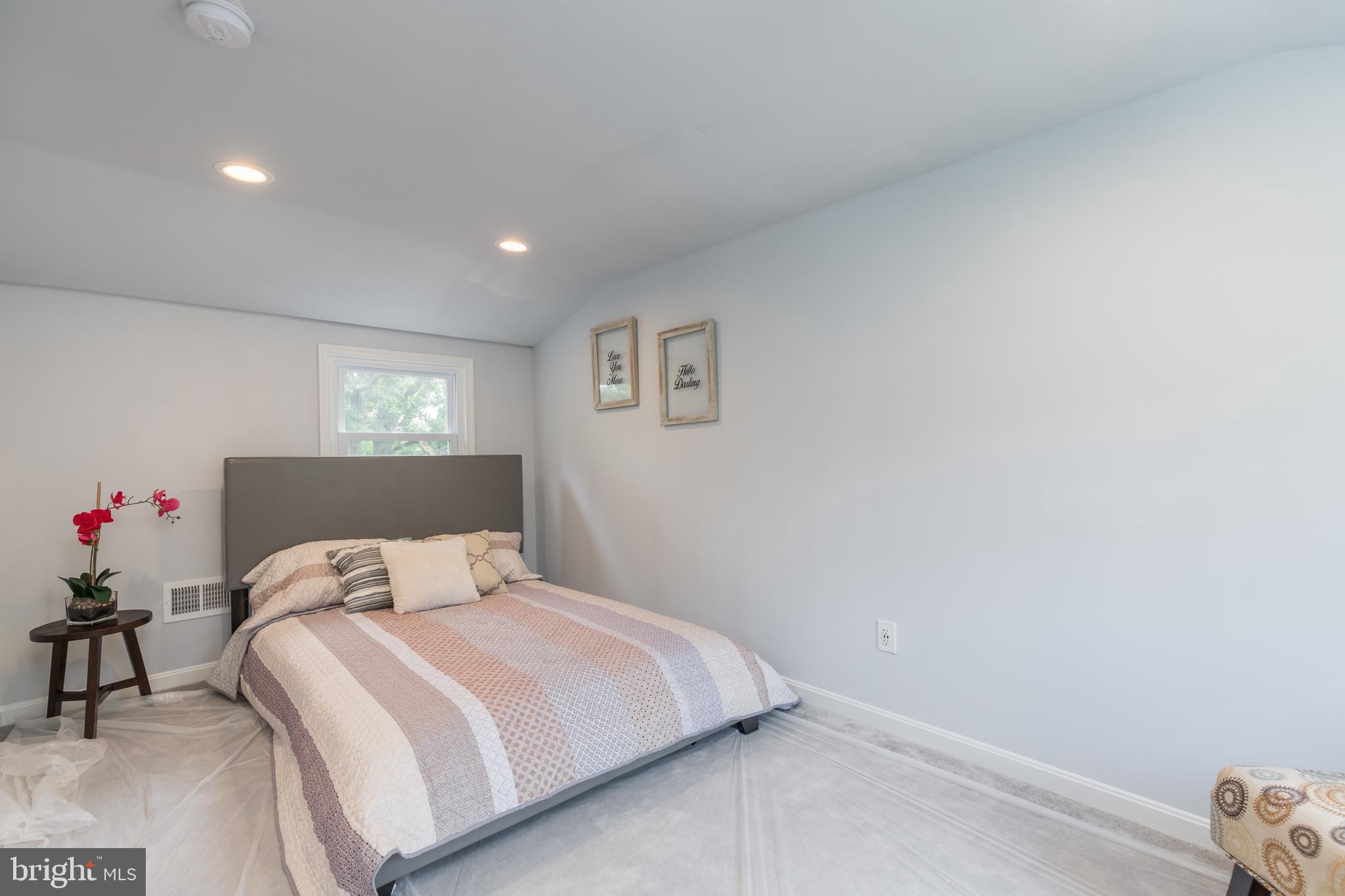 NORTH FORESTVILLE - Residential