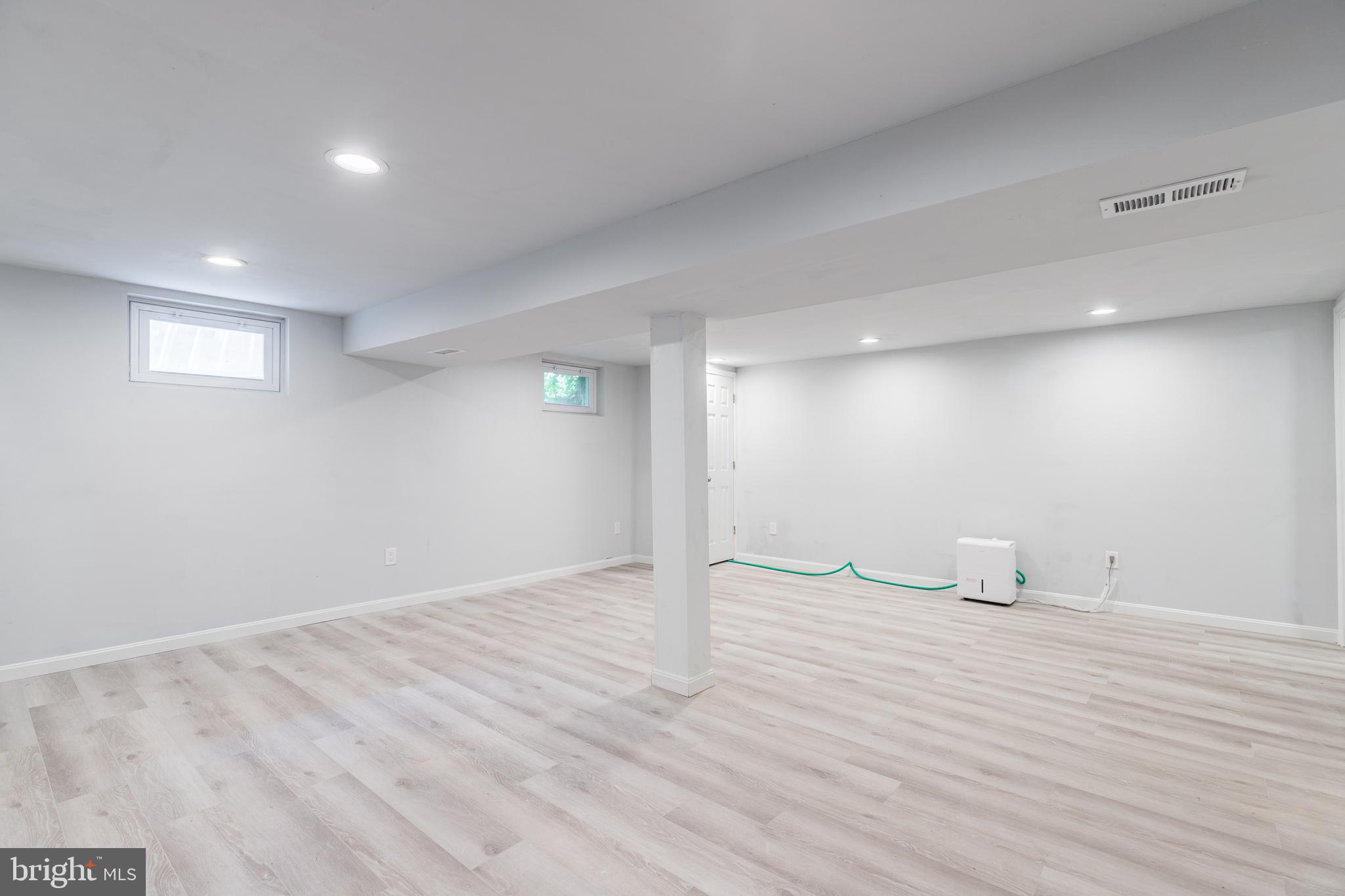 NORTH FORESTVILLE - Residential