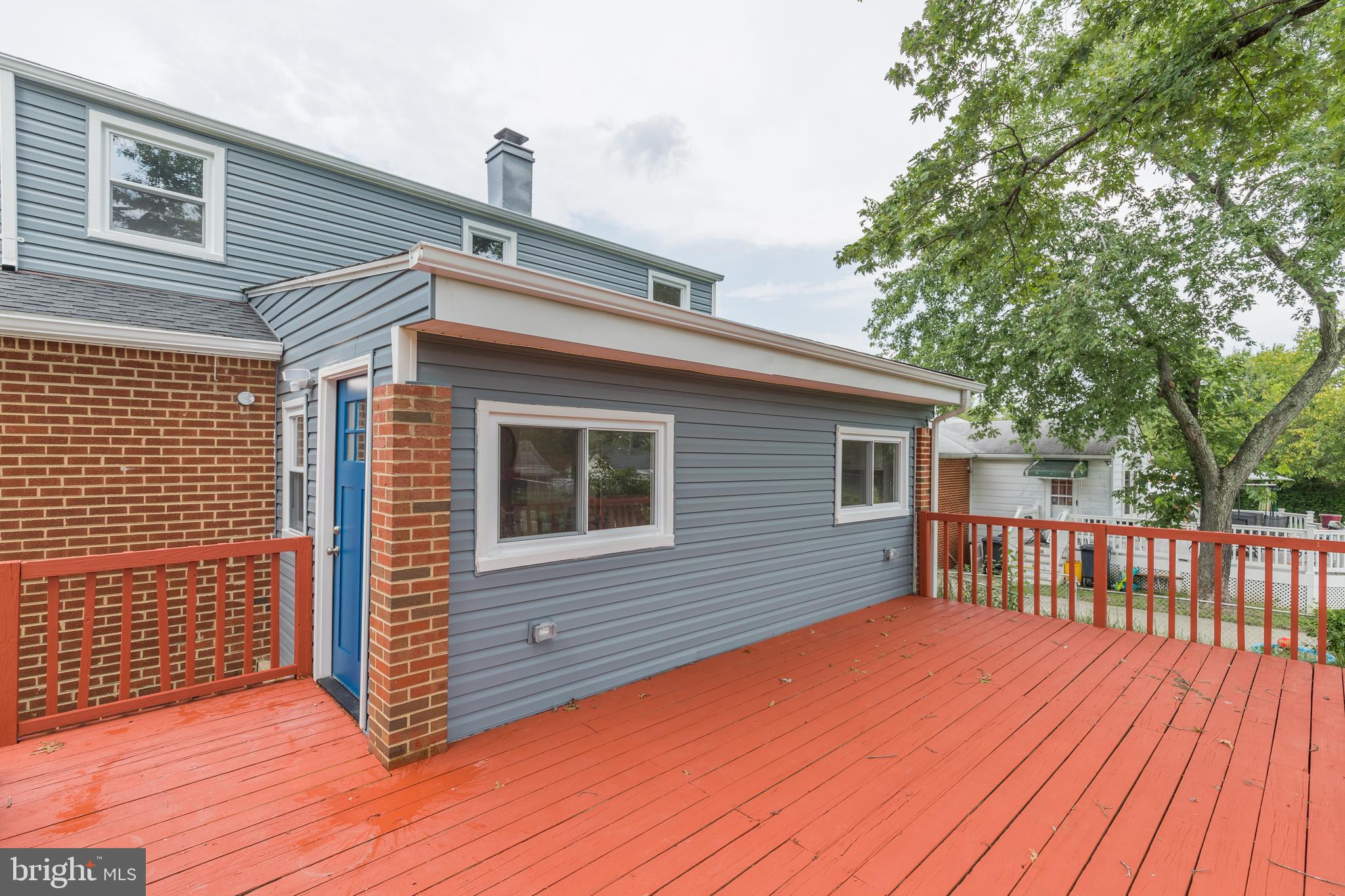 NORTH FORESTVILLE - Residential