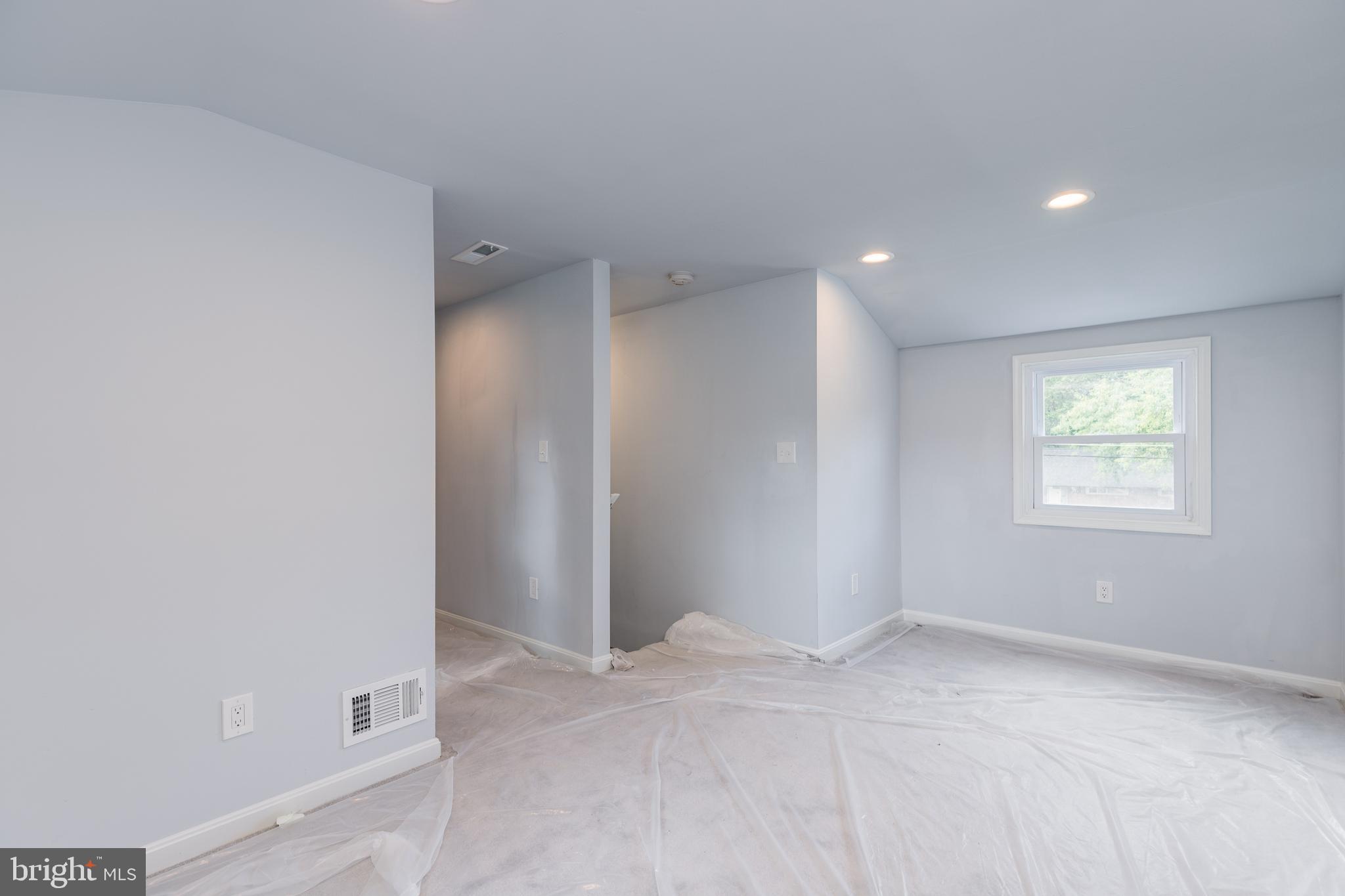 NORTH FORESTVILLE - Residential