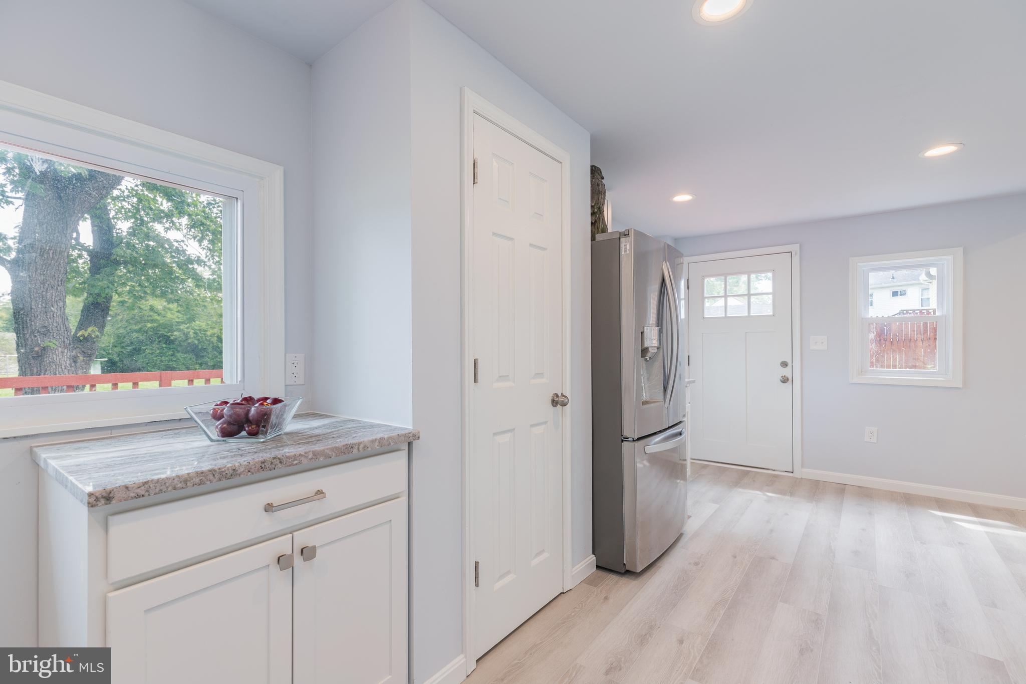 NORTH FORESTVILLE - Residential