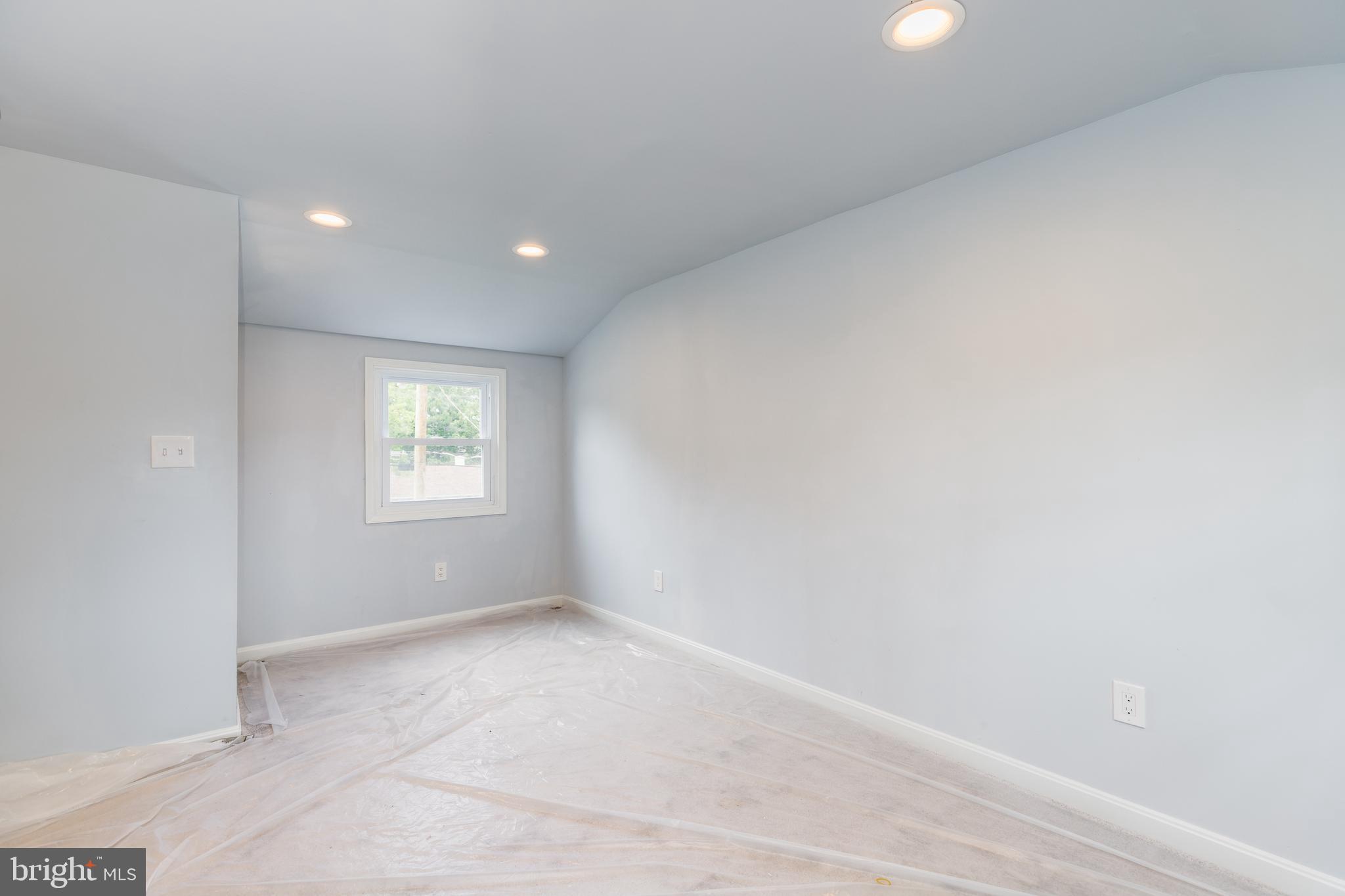 NORTH FORESTVILLE - Residential