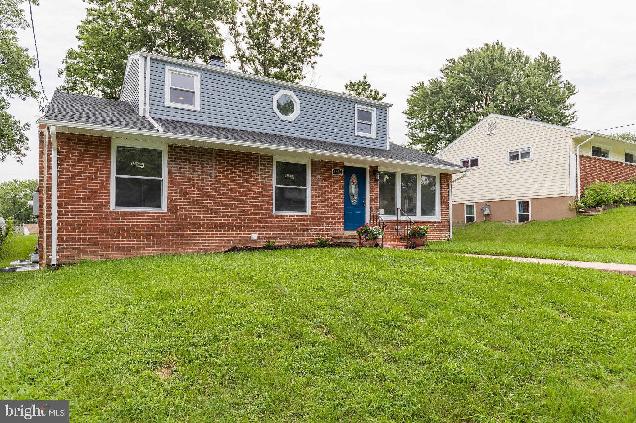 NORTH FORESTVILLE - Residential