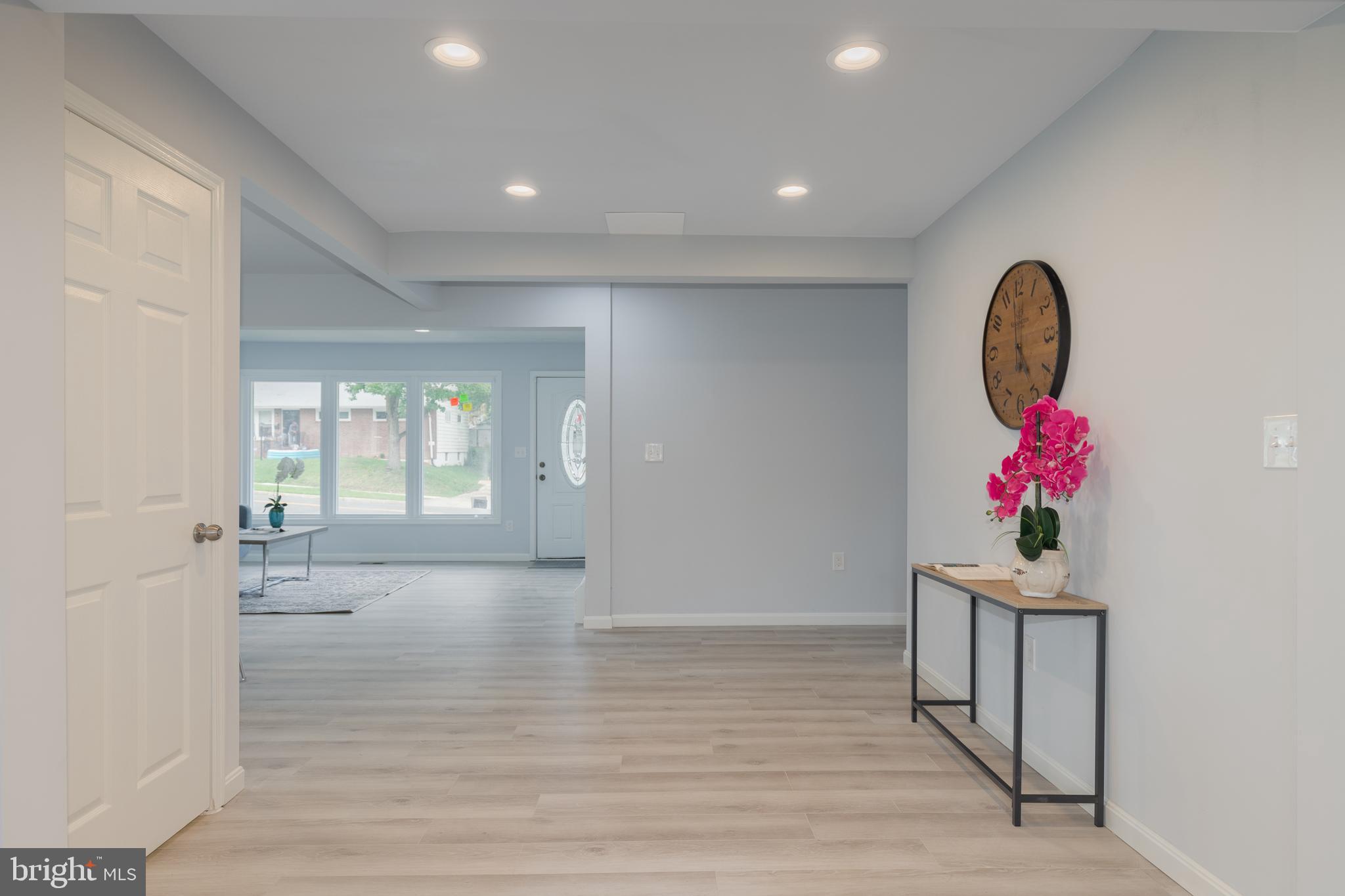 NORTH FORESTVILLE - Residential