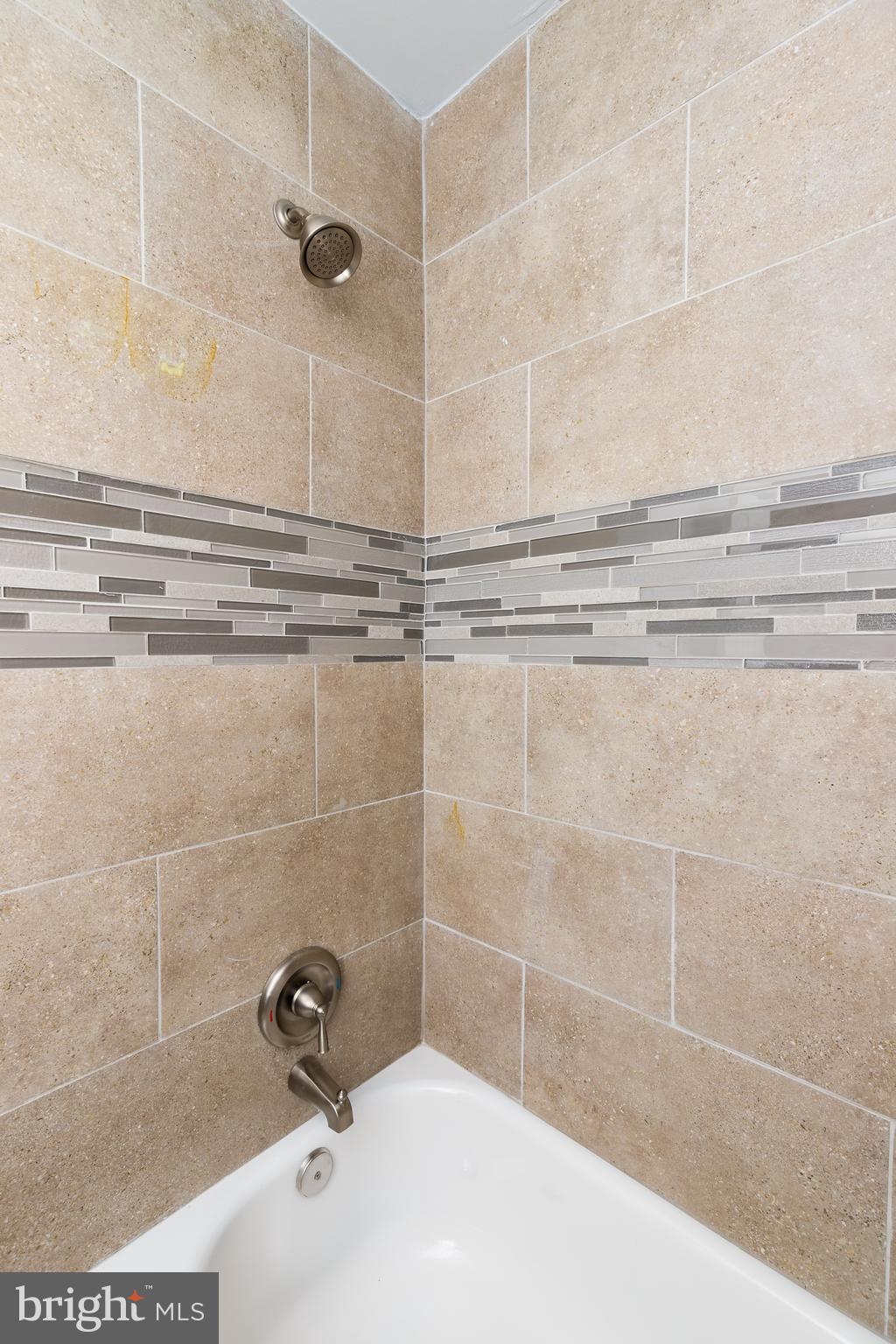 NORTH FORESTVILLE - Residential