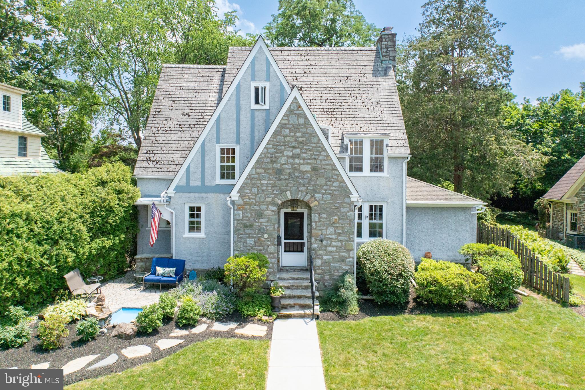 228 DEAN STREET