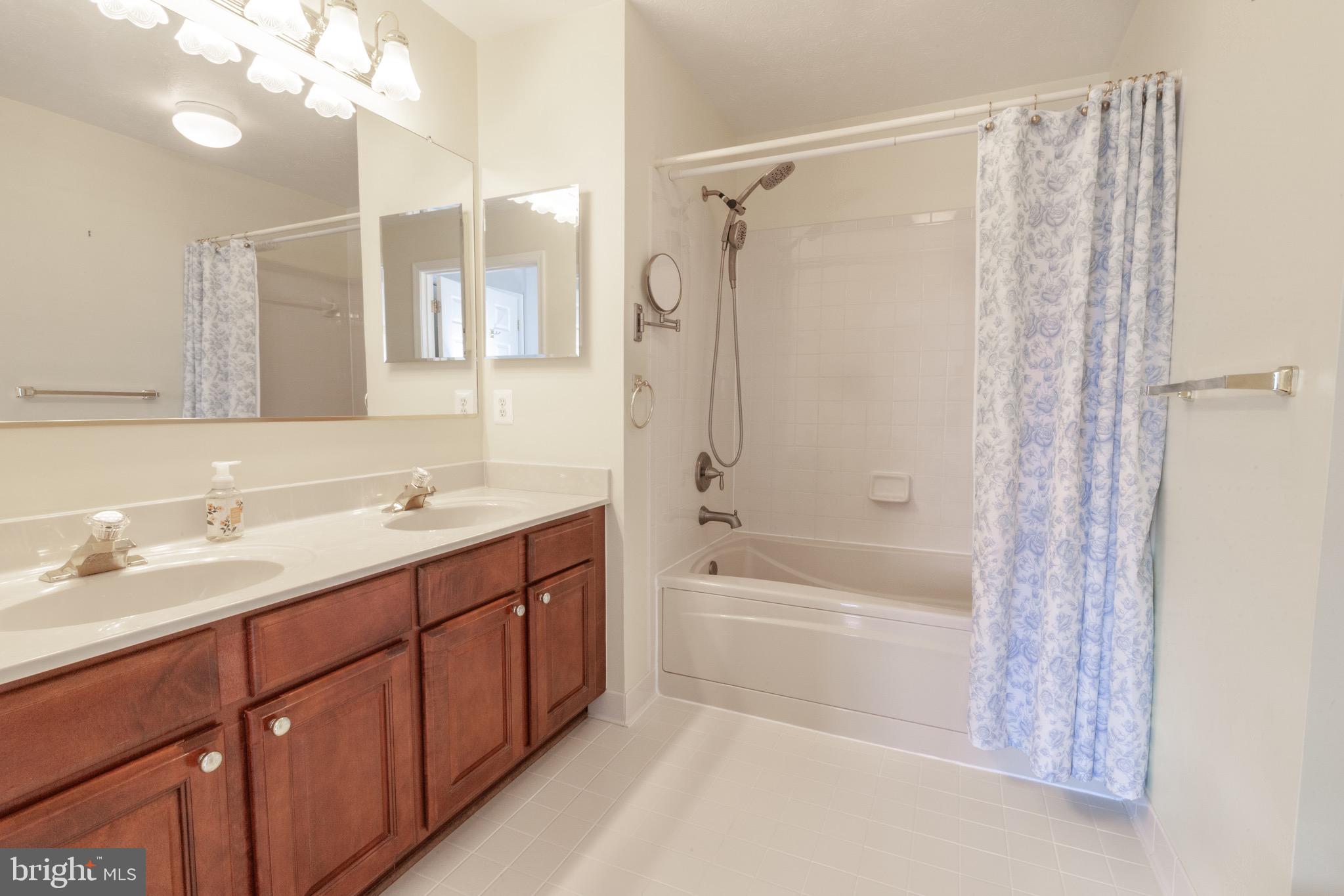 SPENCEOLA FARMS - Residential