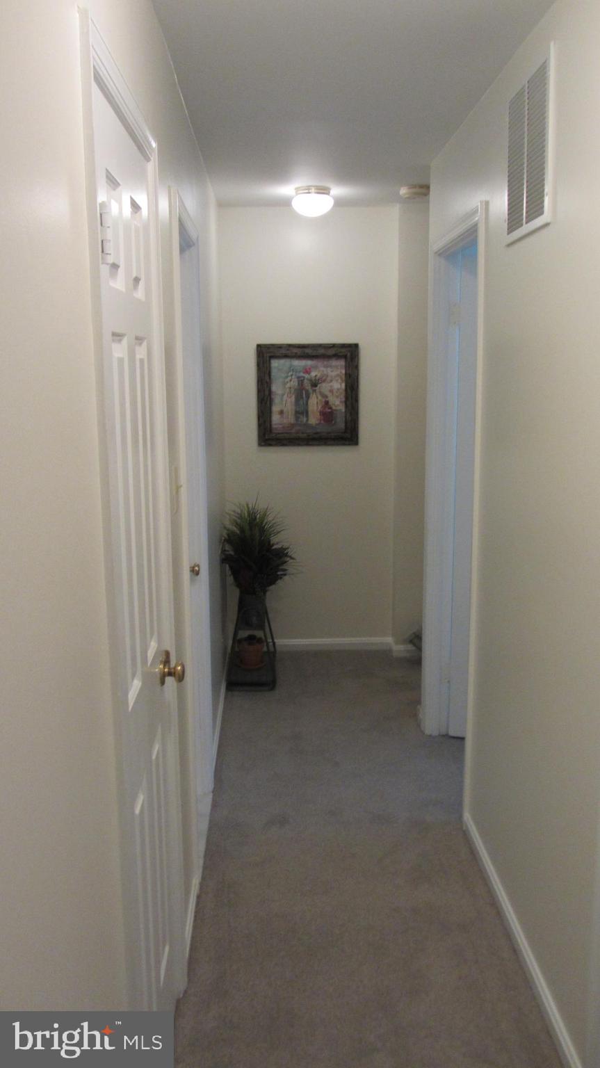 VICTORIA MANOR - Residential