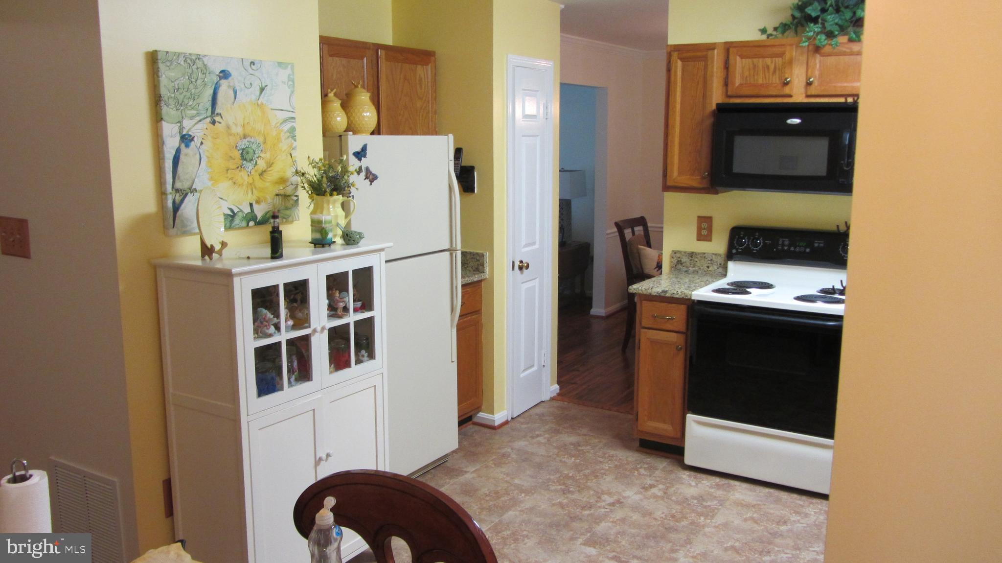 VICTORIA MANOR - Residential