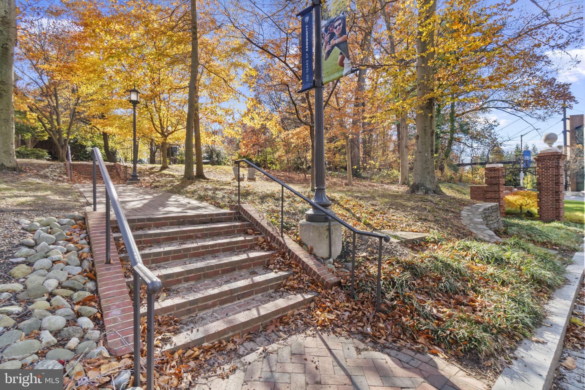 HAMPDEN HISTORIC DISTRICT - Residential