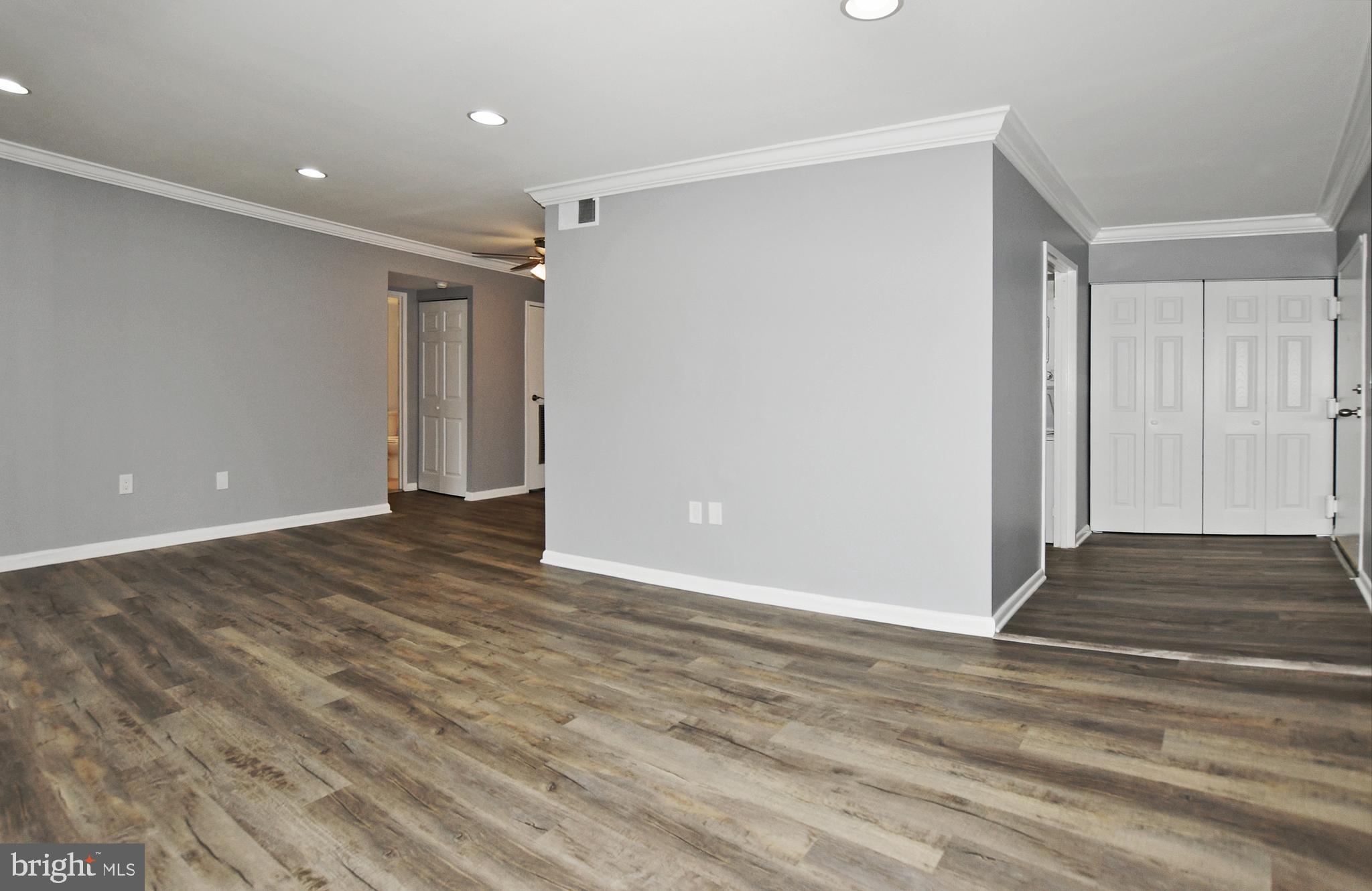 HUNTING RIDGE CONDOMINIUM - Residential