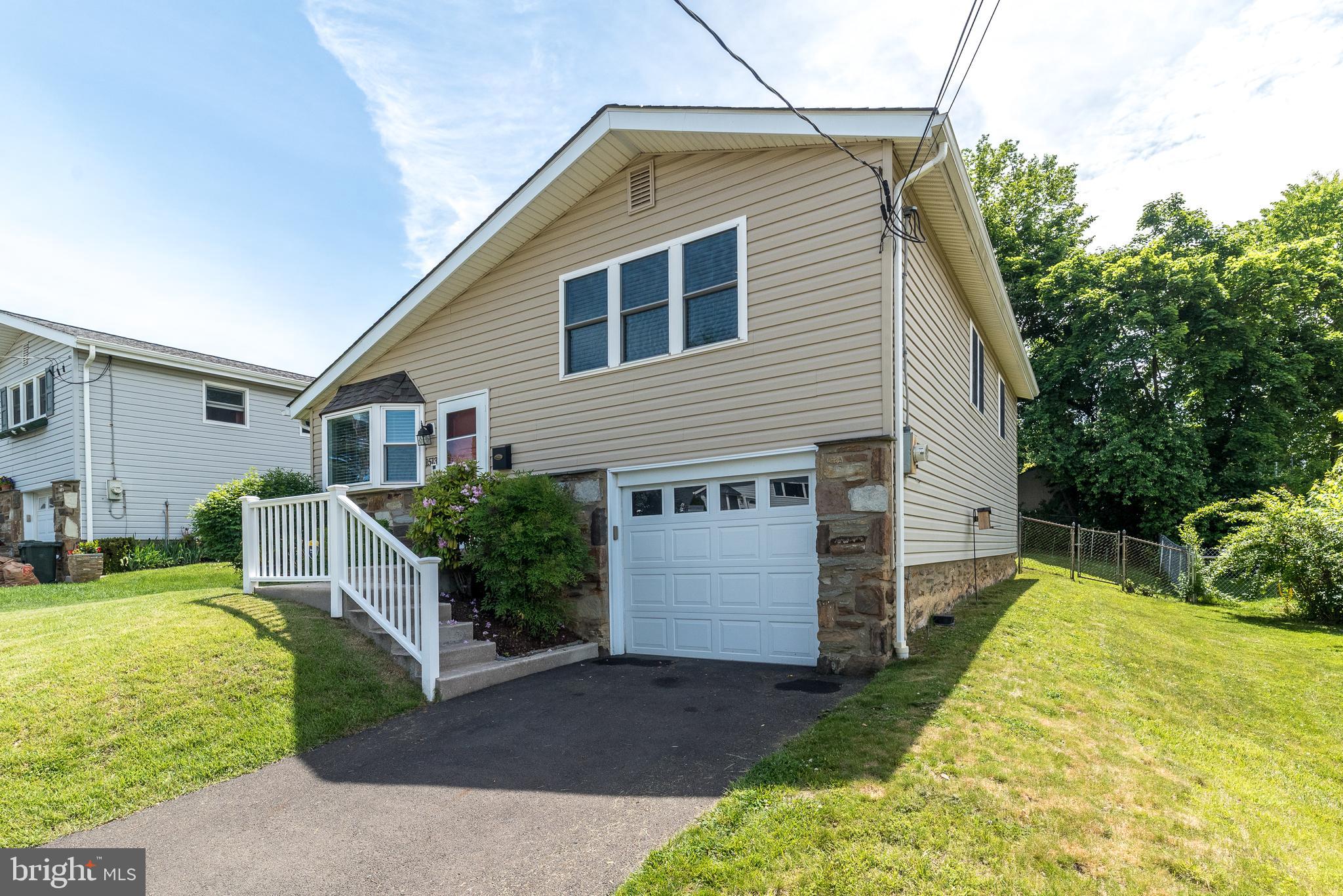ROSLYN - Residential