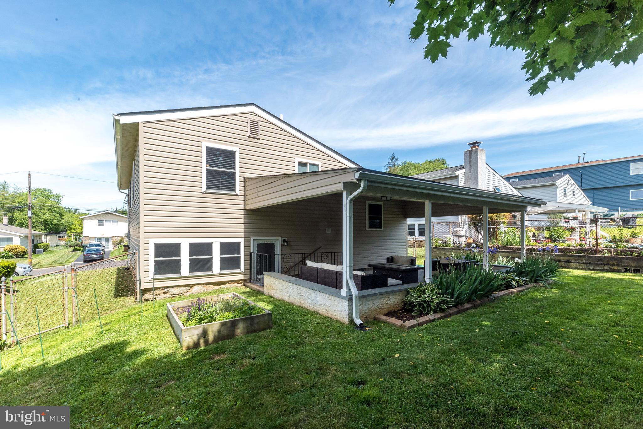 ROSLYN - Residential