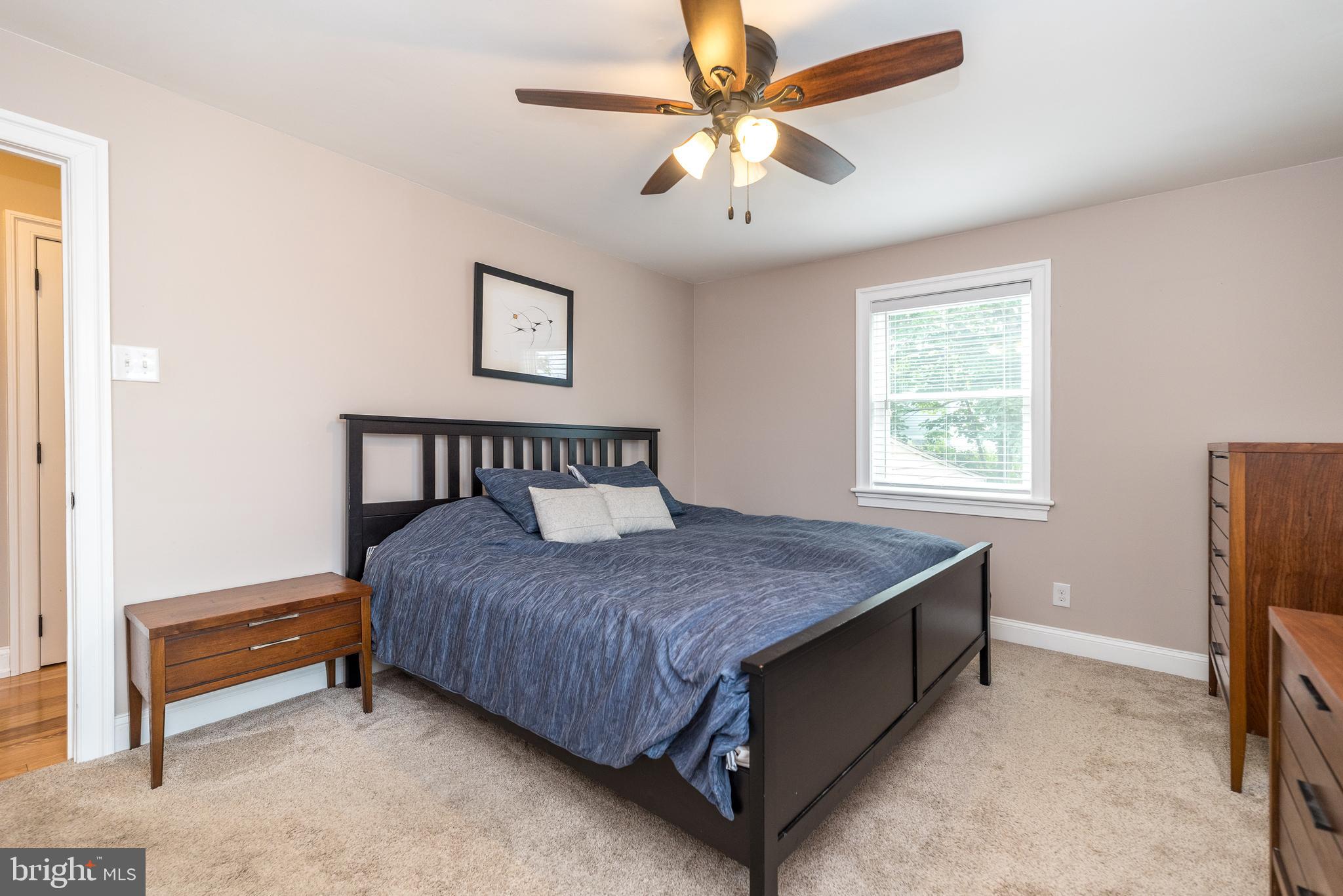 ROSLYN - Residential
