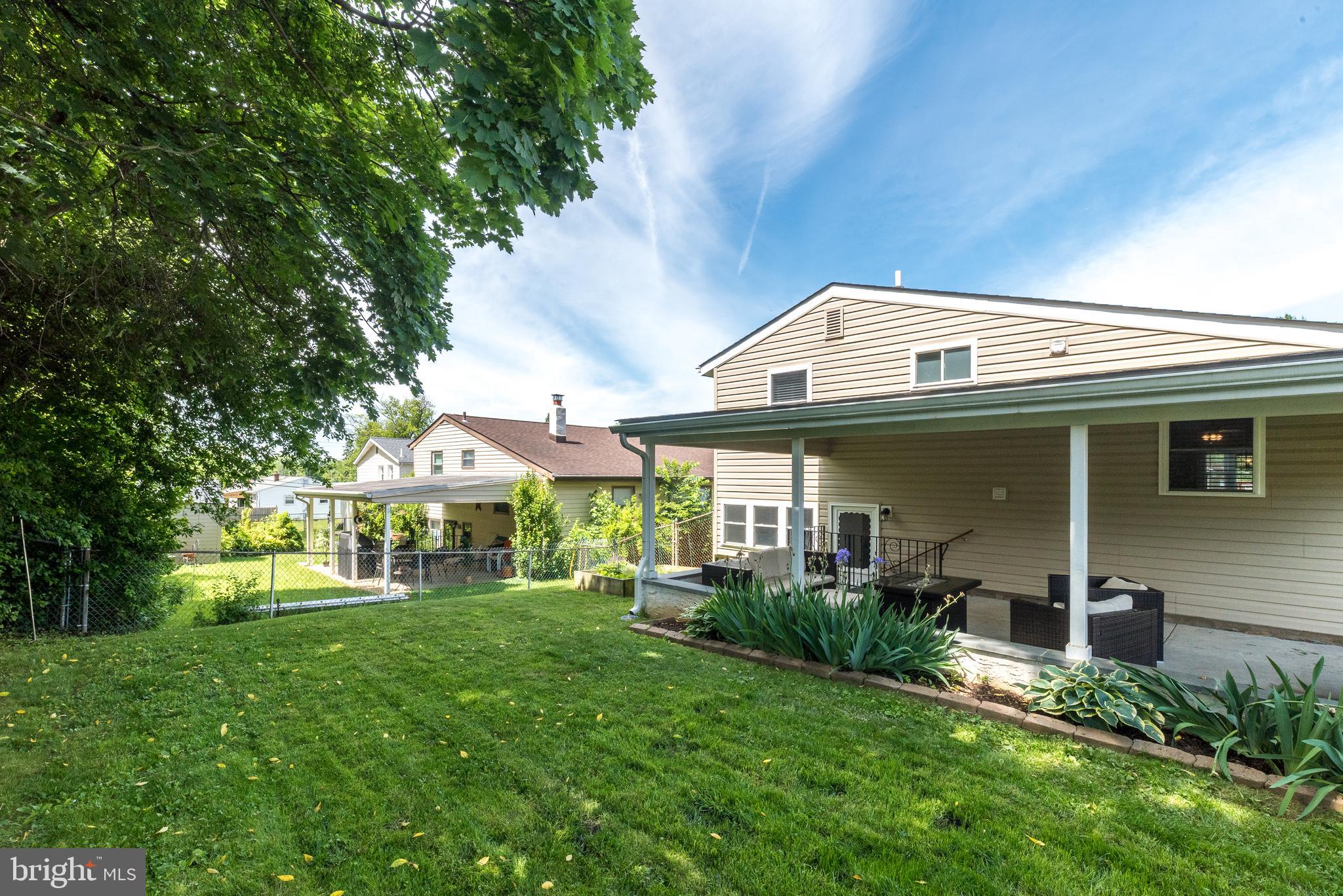 ROSLYN - Residential